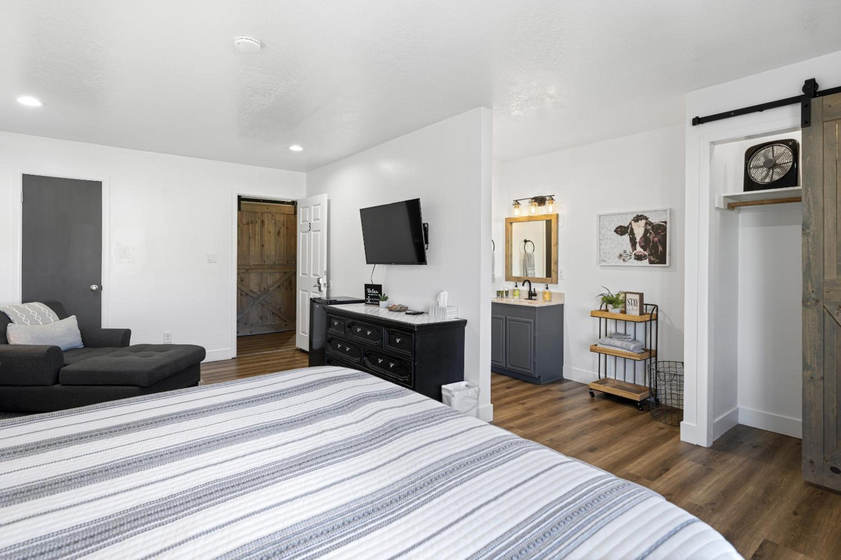 Superior King Room