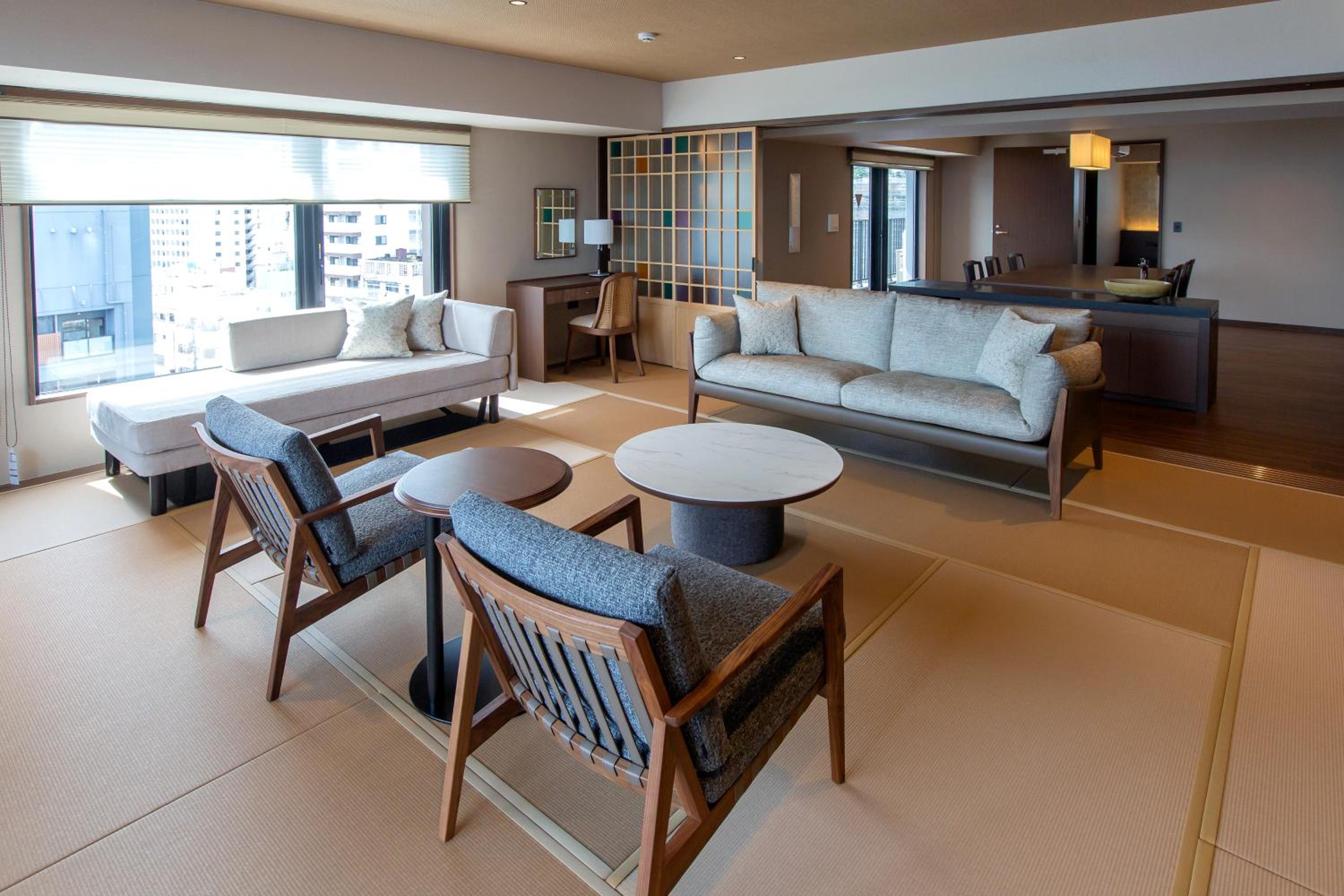 Deluxe Twin Room with Sea View