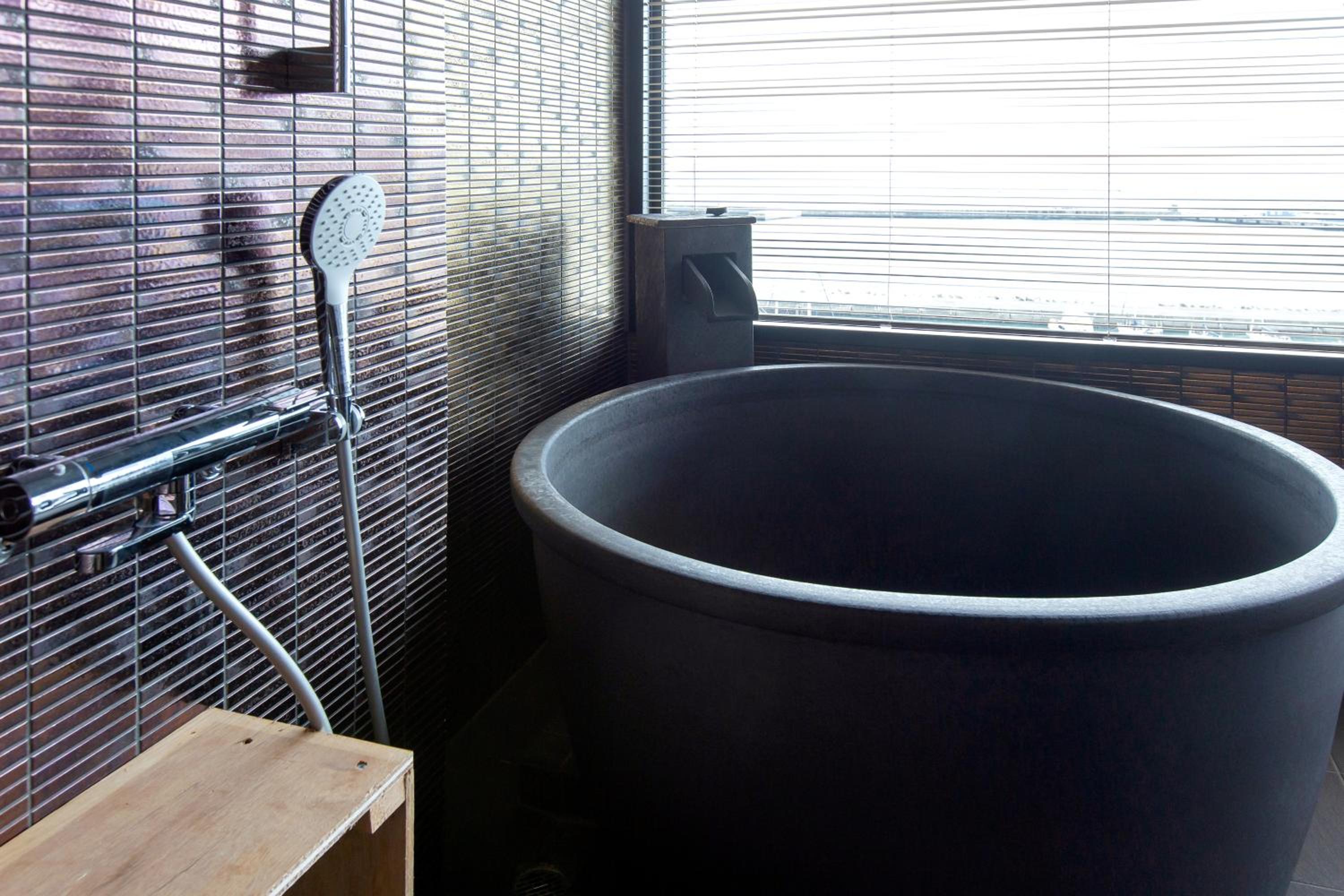 Deluxe Twin Room with Sea View photo 3