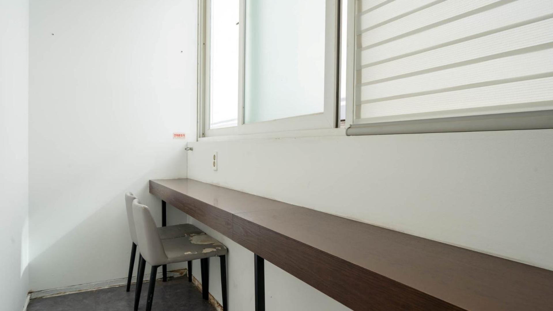 Double Room - Photo 2