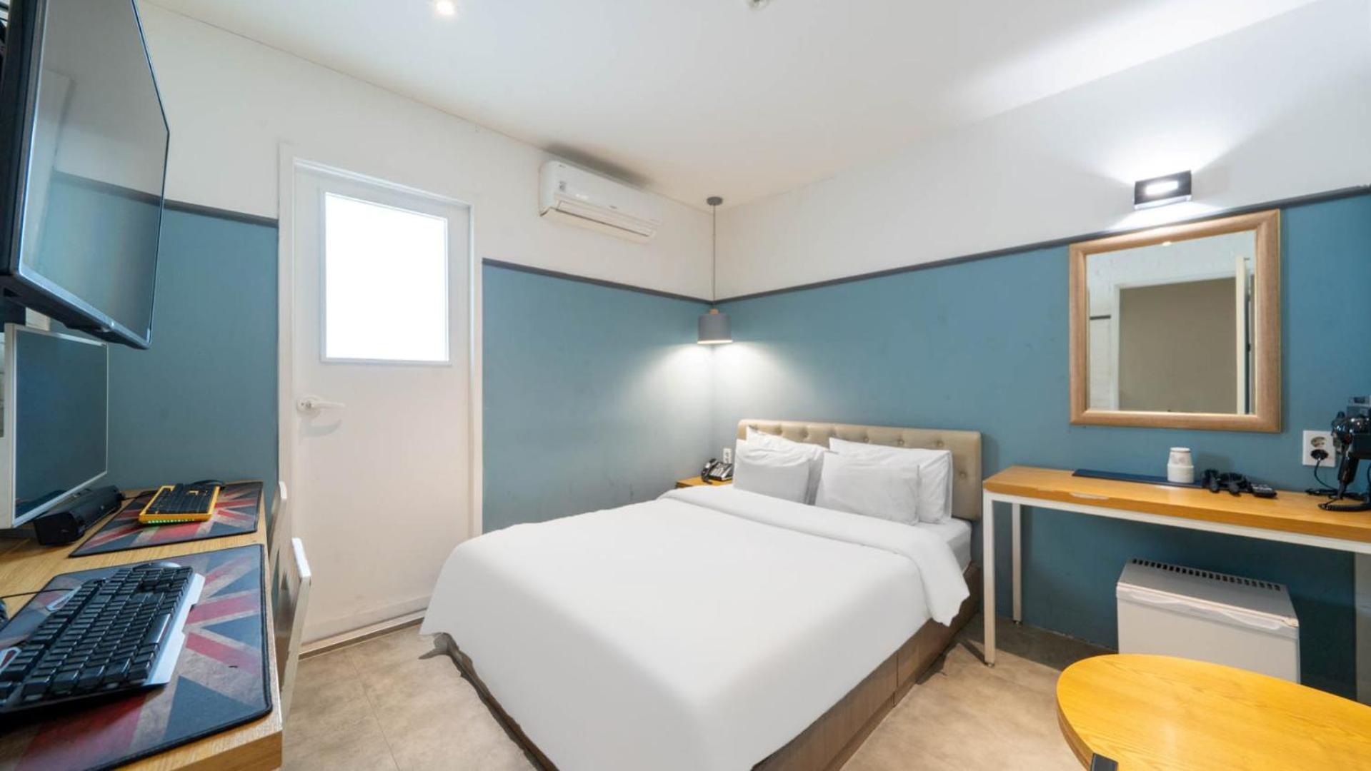 Double Room - Photo 8