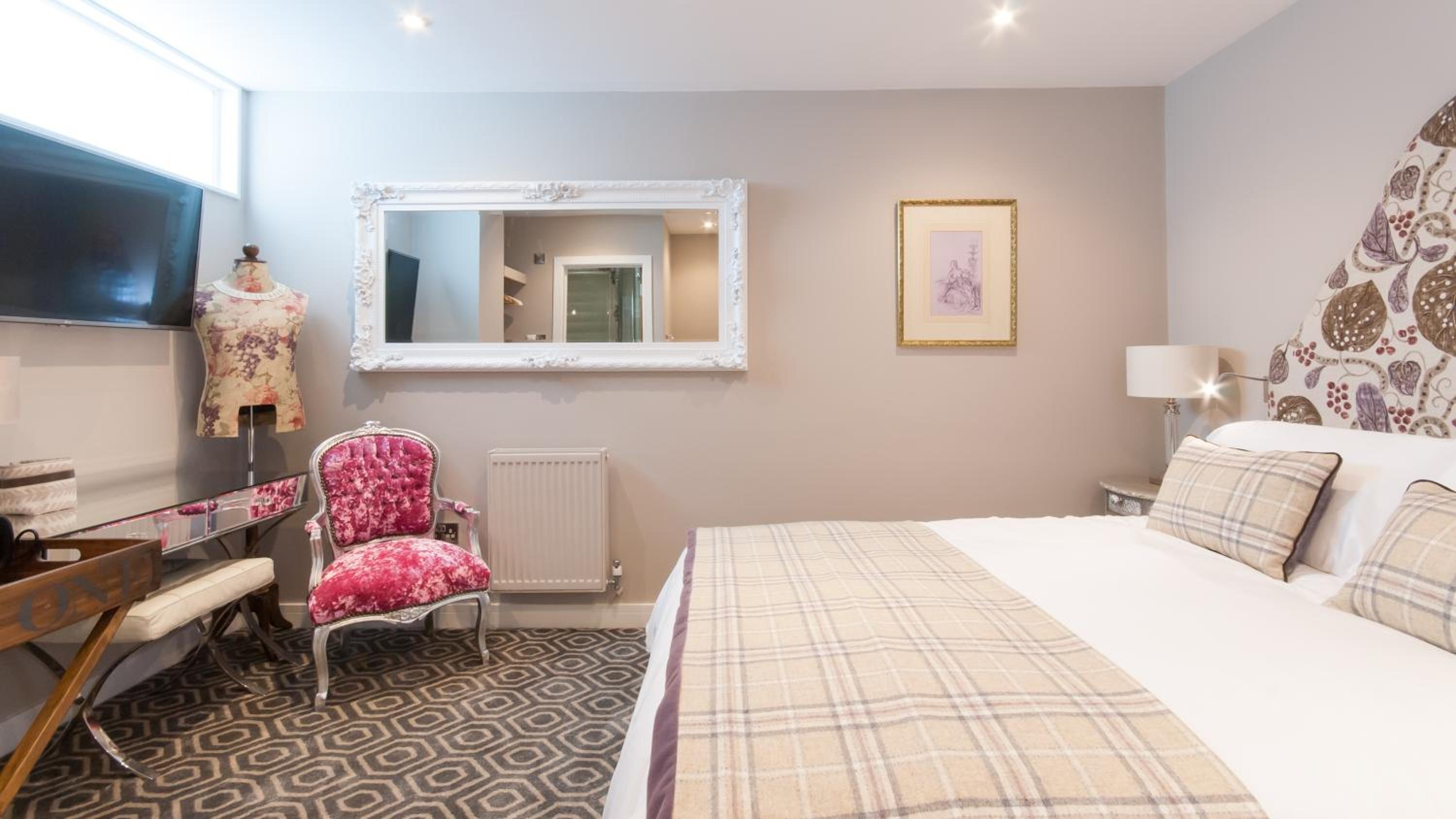 Economy Double Room photo 3