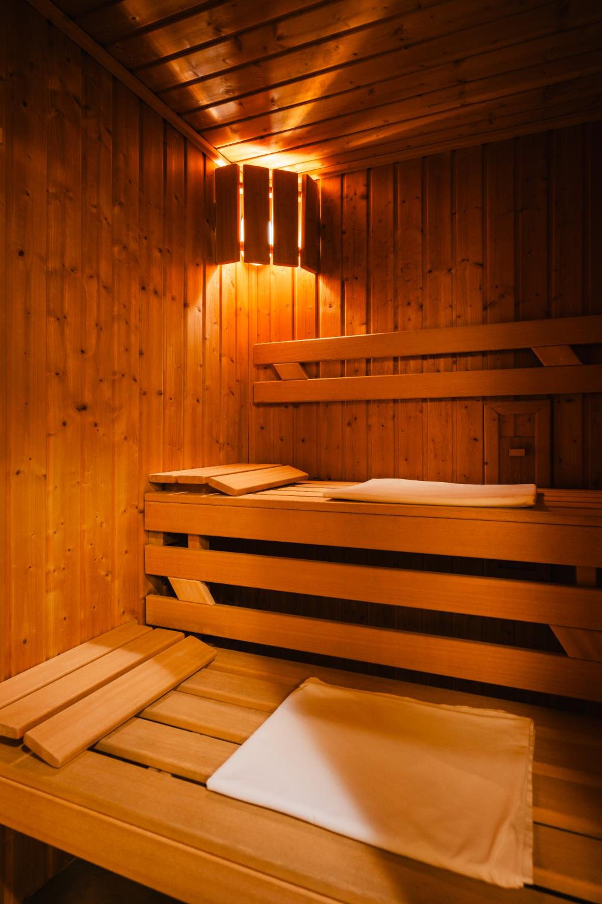 Suite with Sauna photo 2