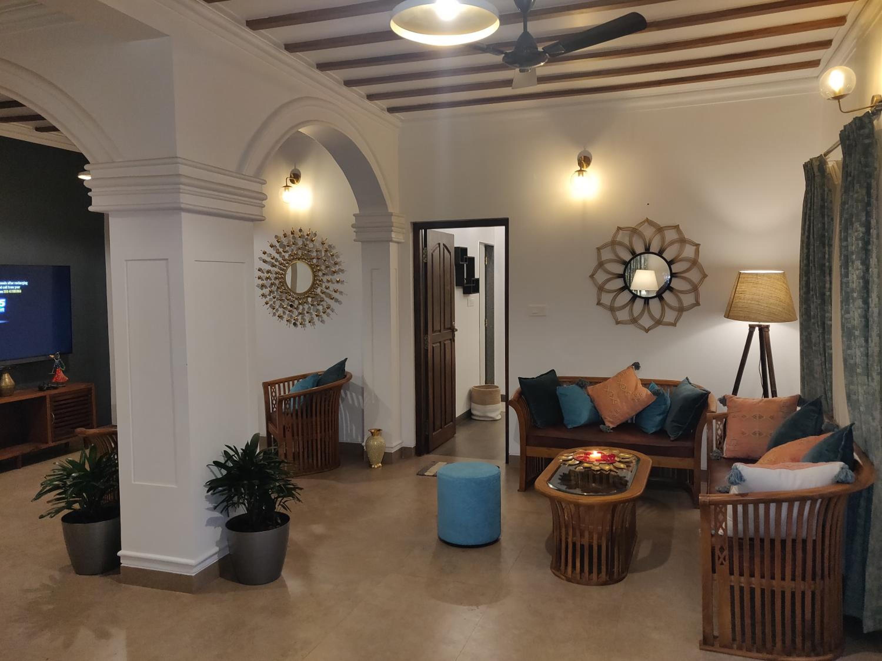 One-Bedroom Suite - Photo 7