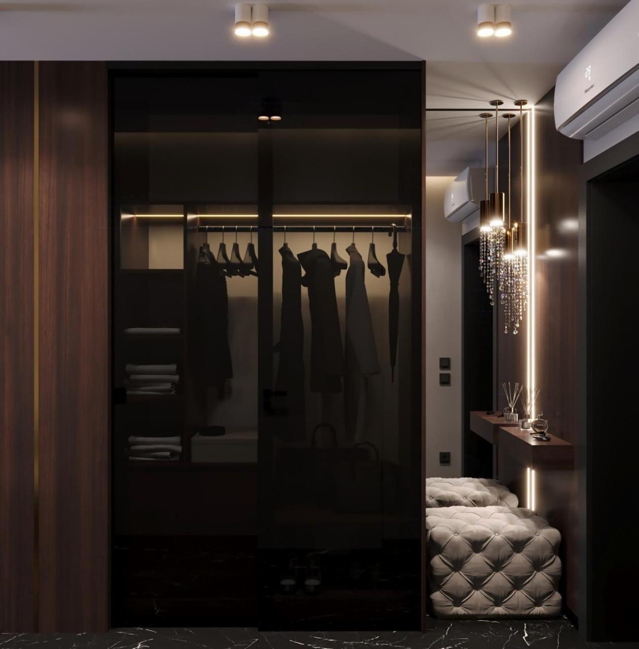 Suite with Lake View