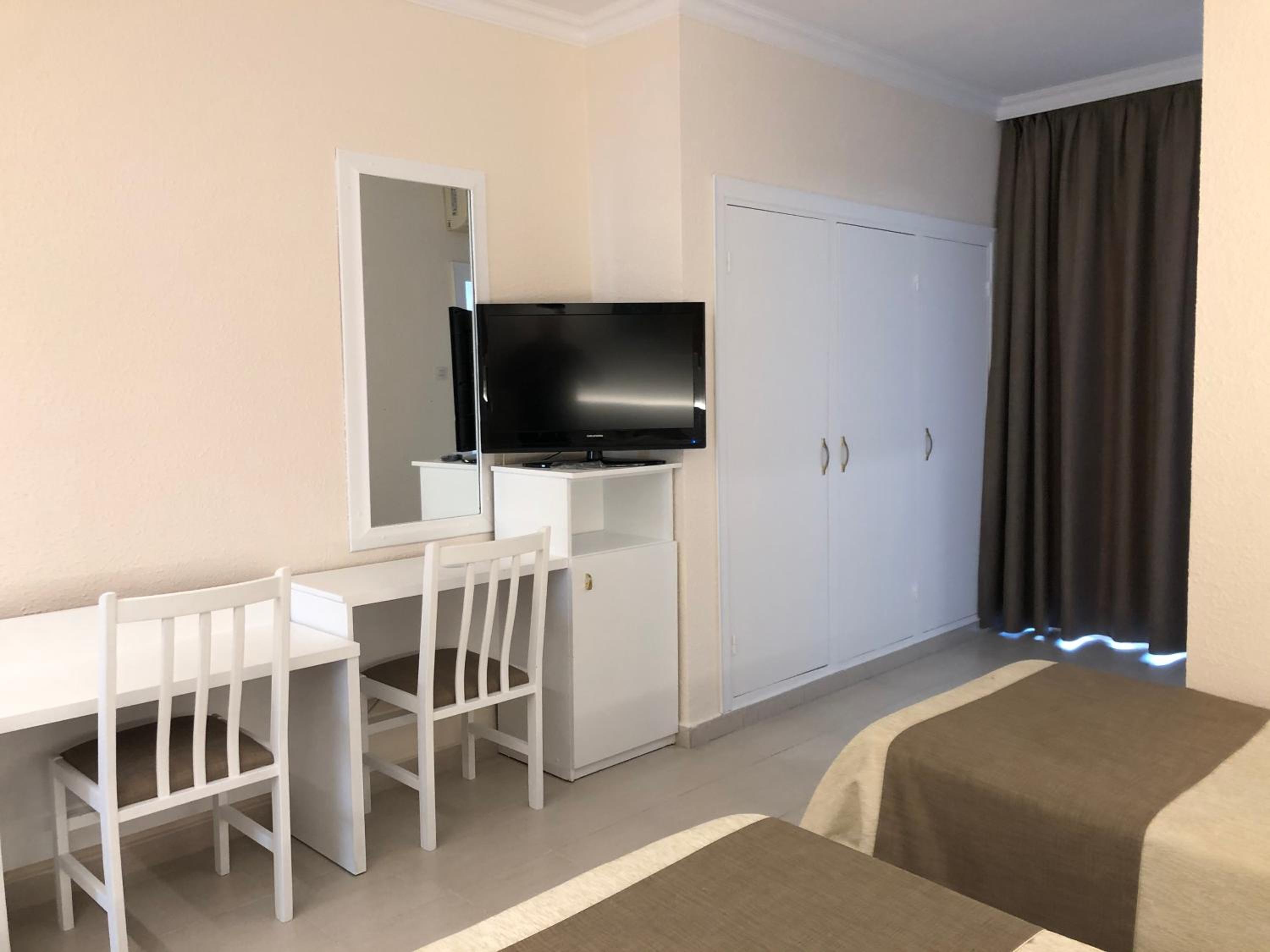 Double or Twin Room with Balcony