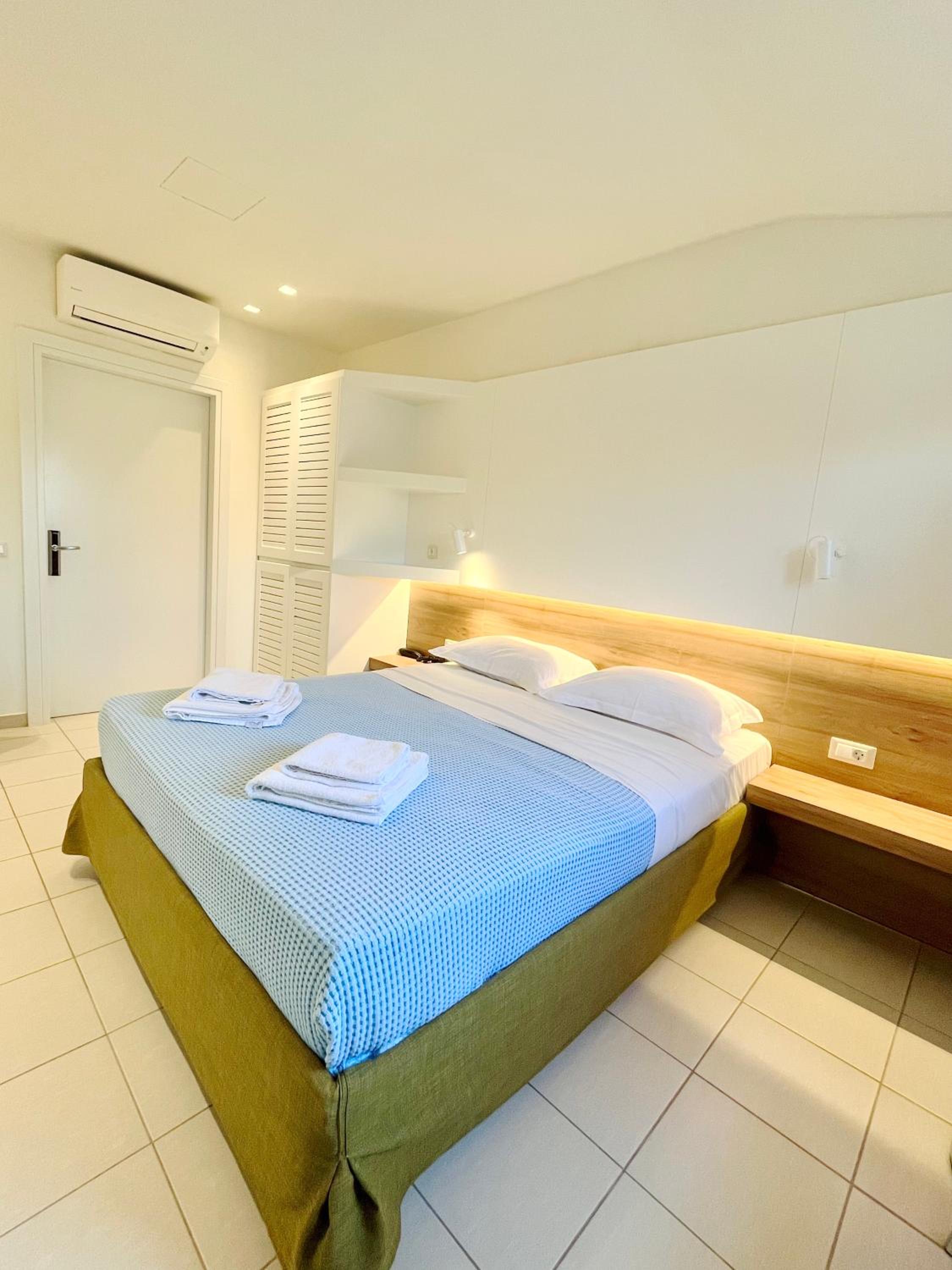 Economy Double Room