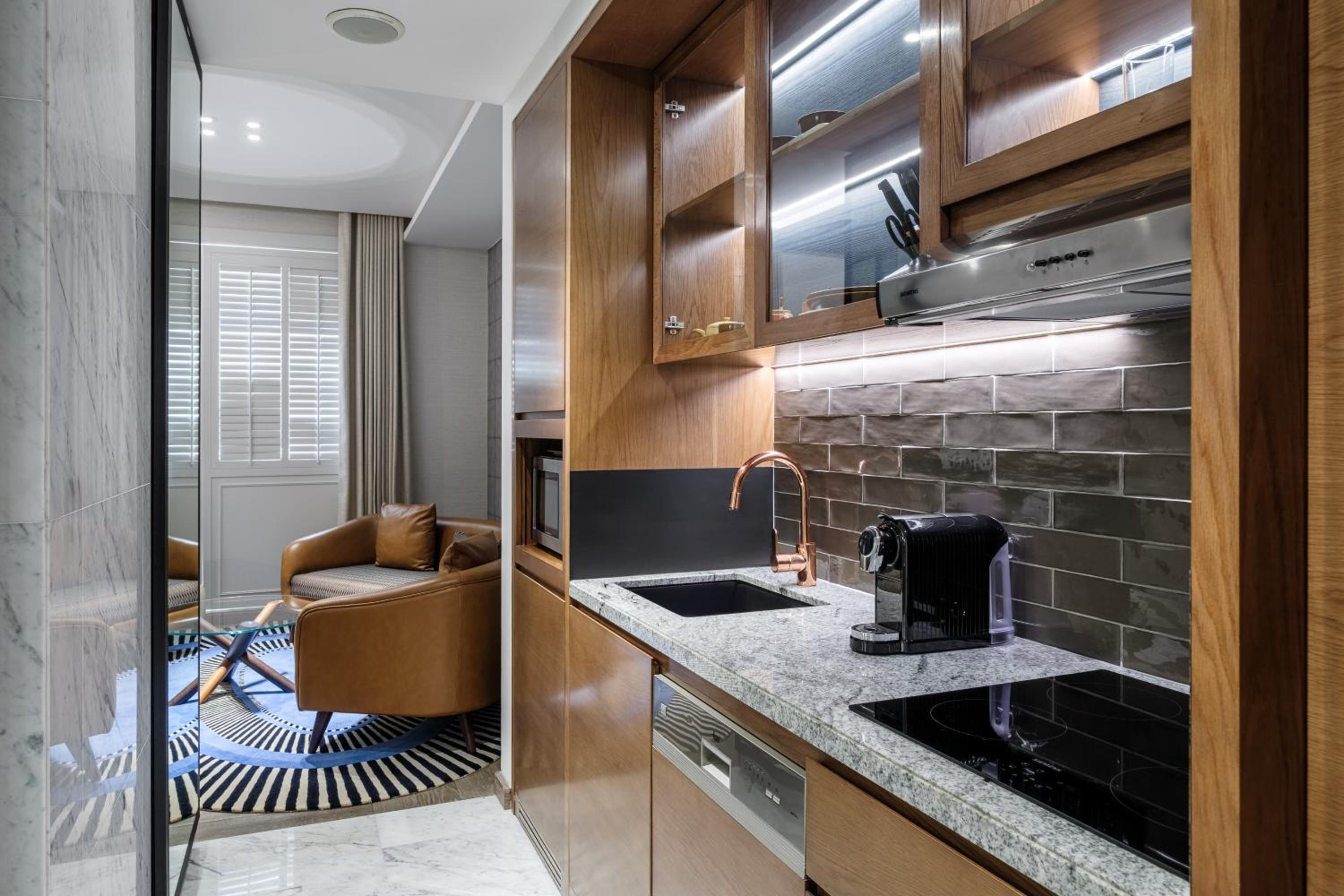 Andaz Family Studio 20% off Food and Beverage, Palm Jumeirah Mall Access
