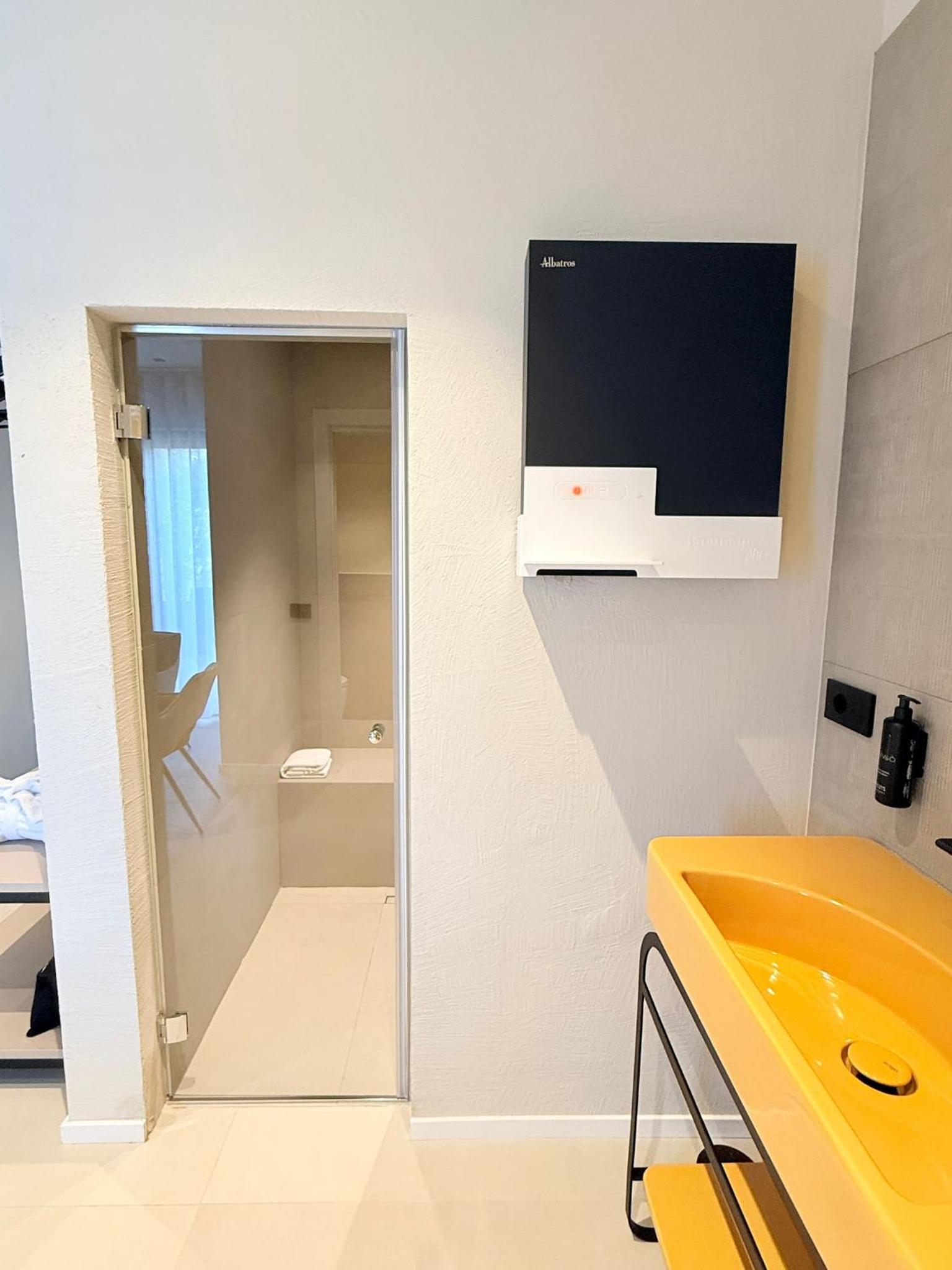Superior King Suite