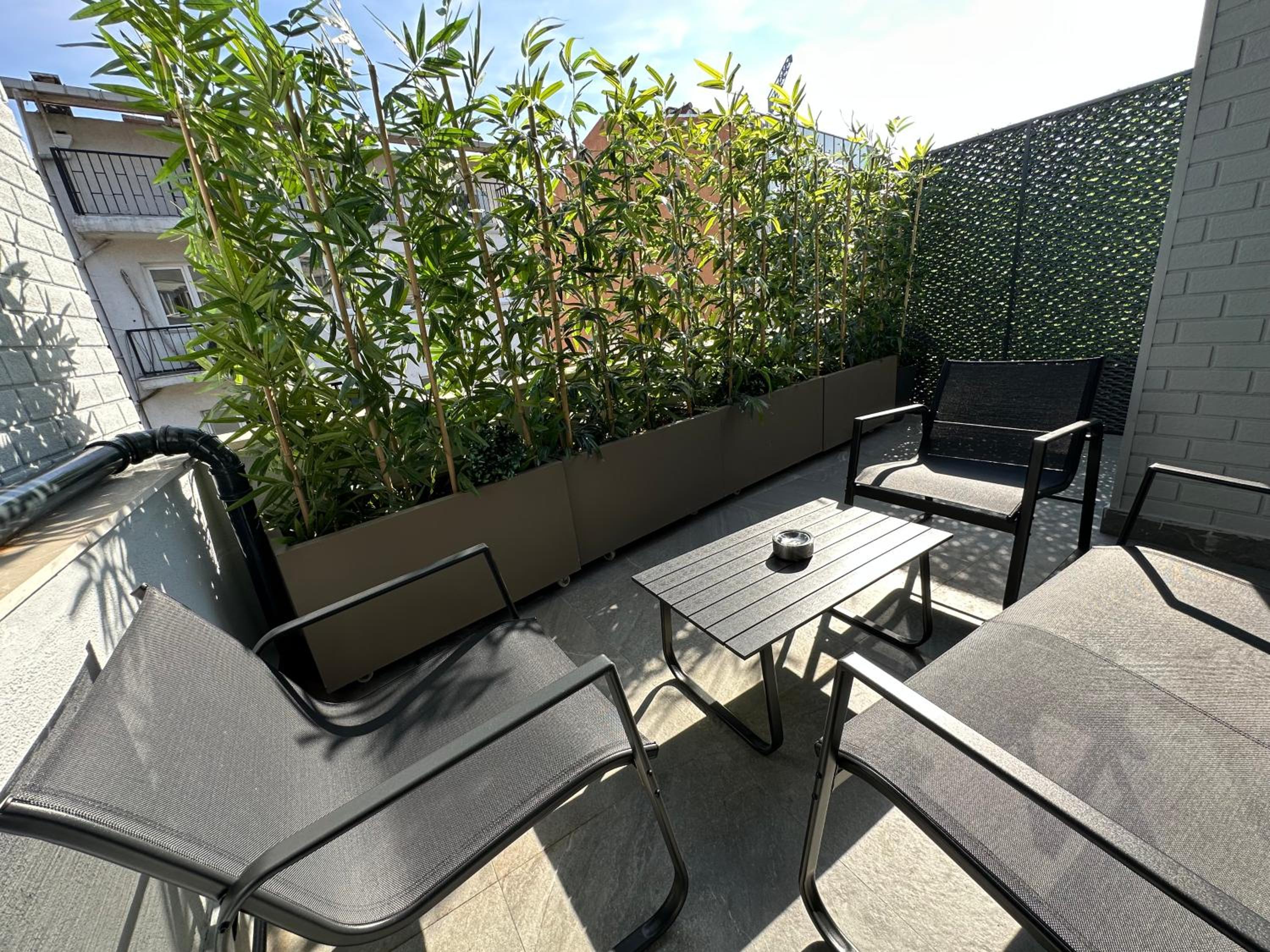 Deluxe Double Room with Balcony photo 2