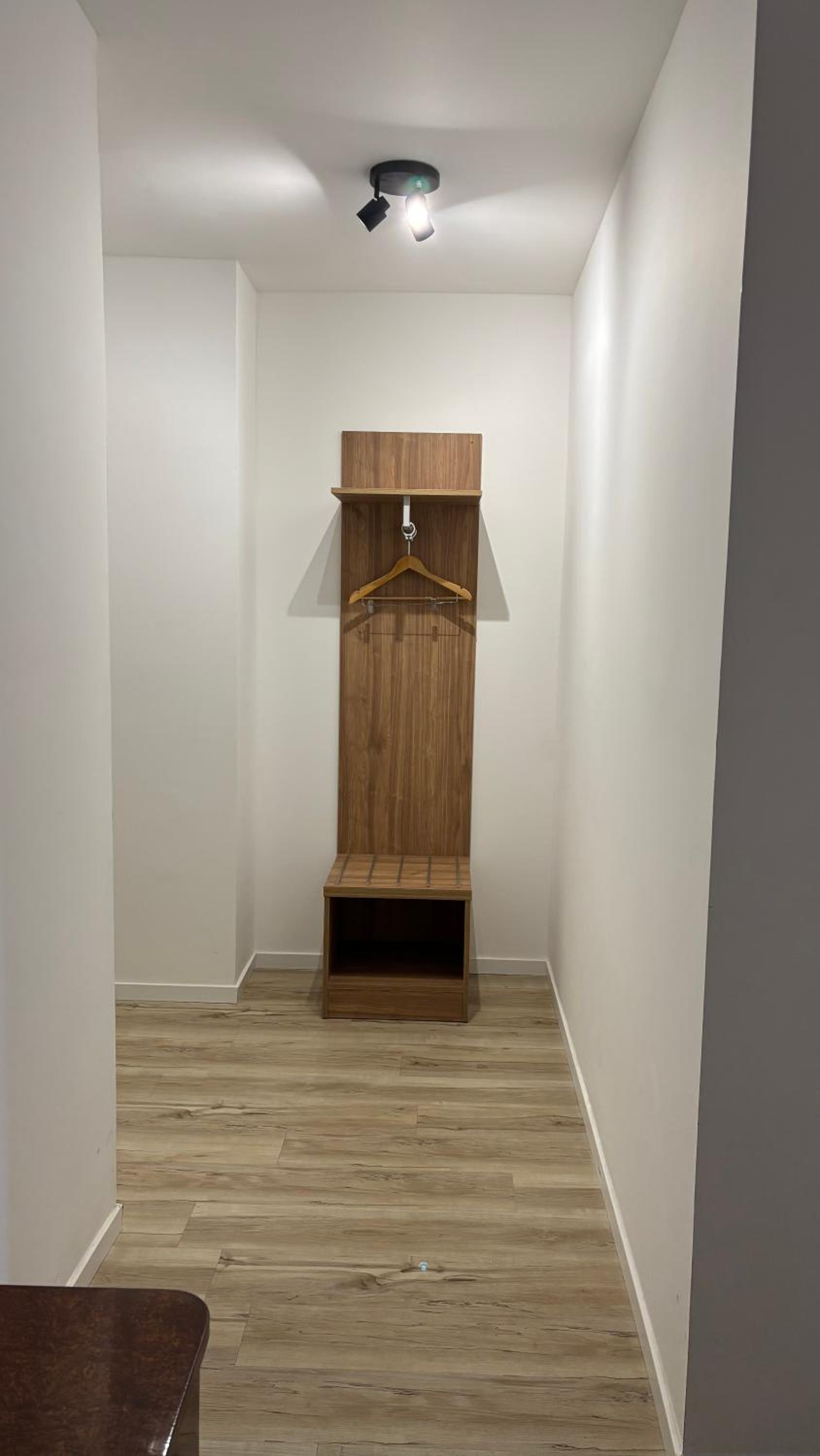 One-Bedroom Apartment - Photo 9