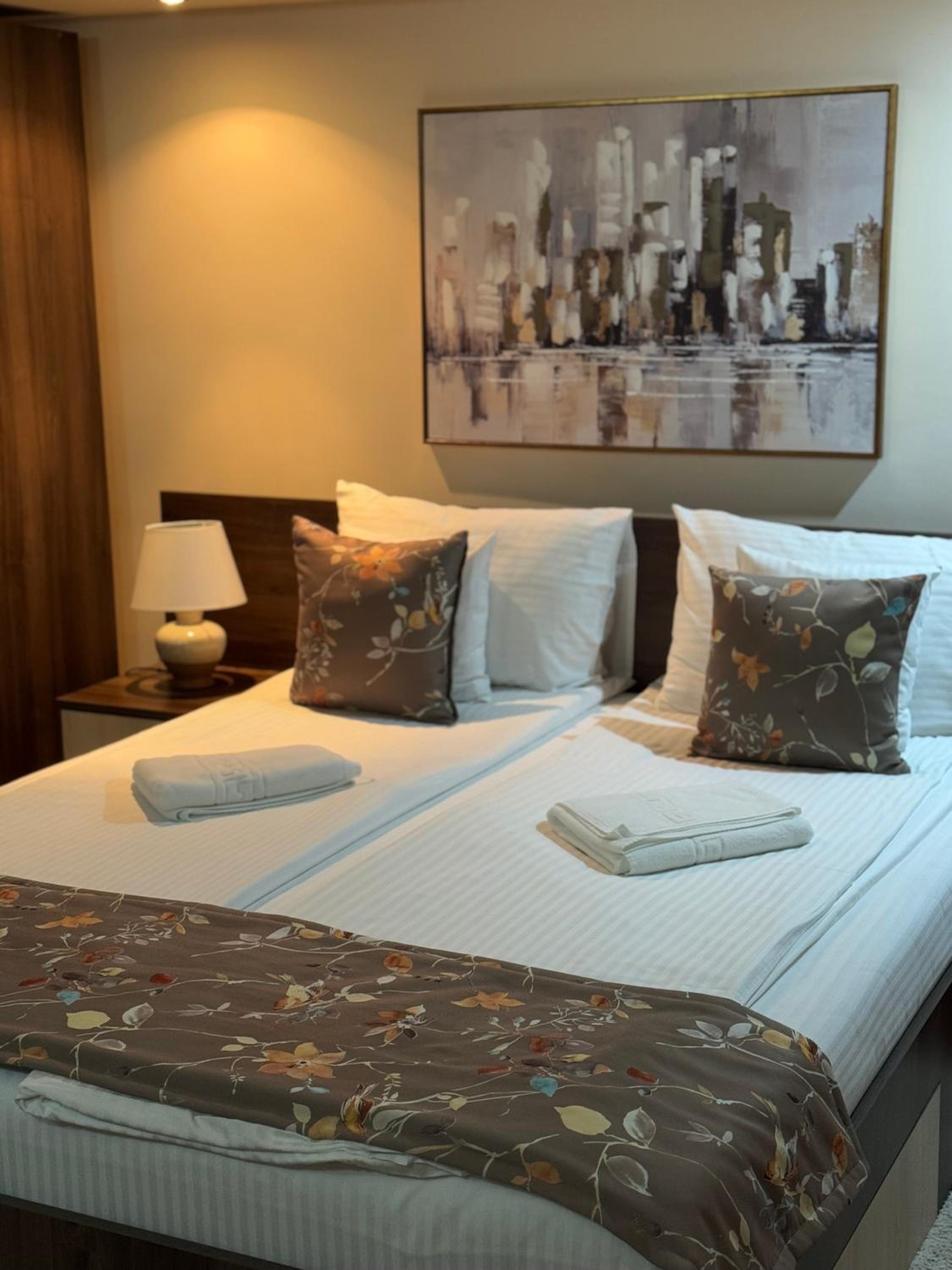 Deluxe Double Room photo 2