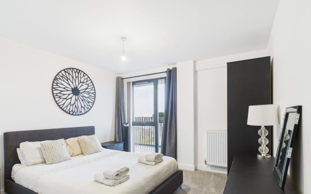 Apartment photo 2
