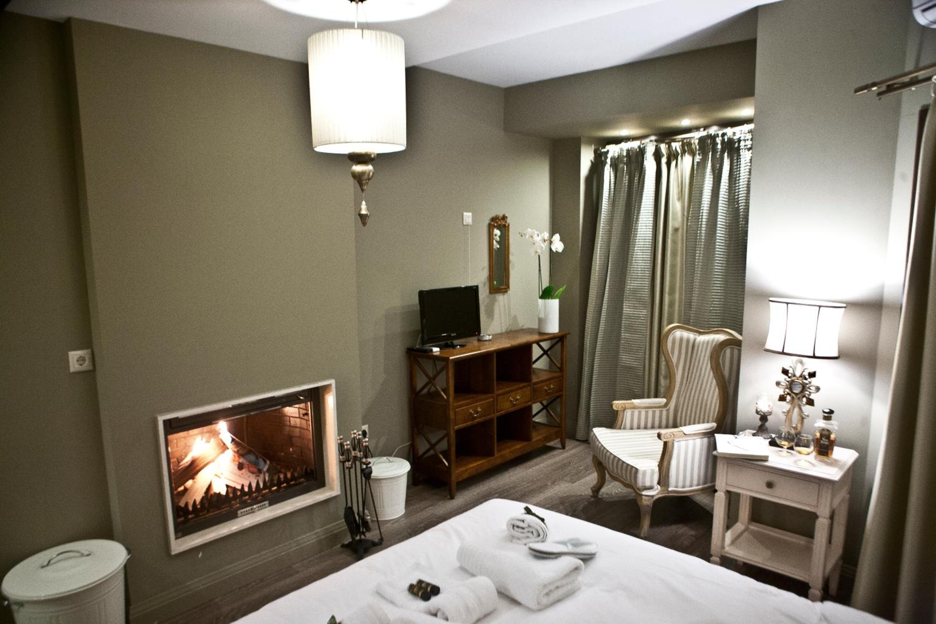 Double Room - Photo 3