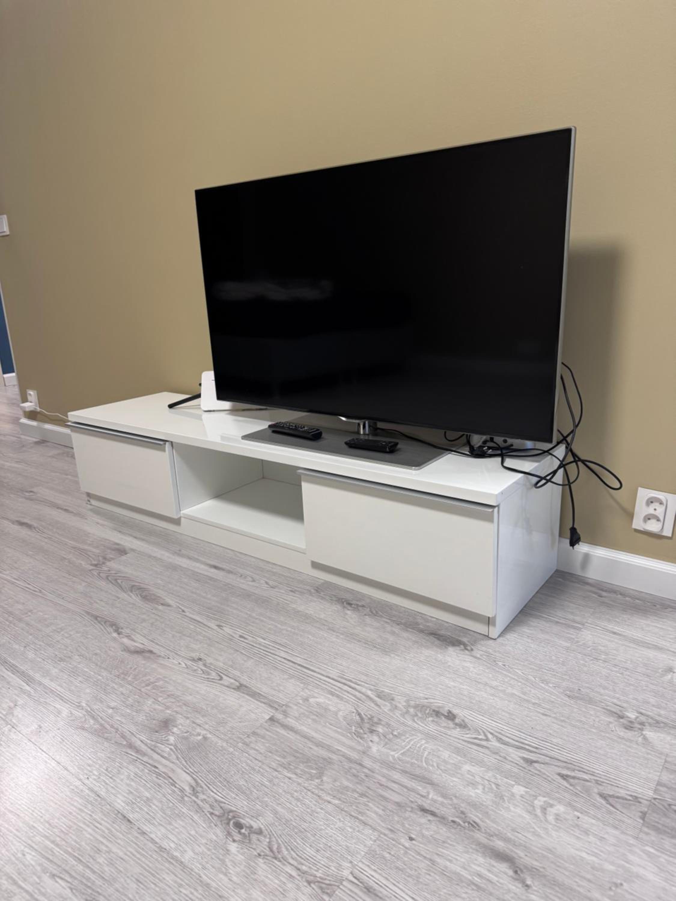 Studio Apartment photo 2