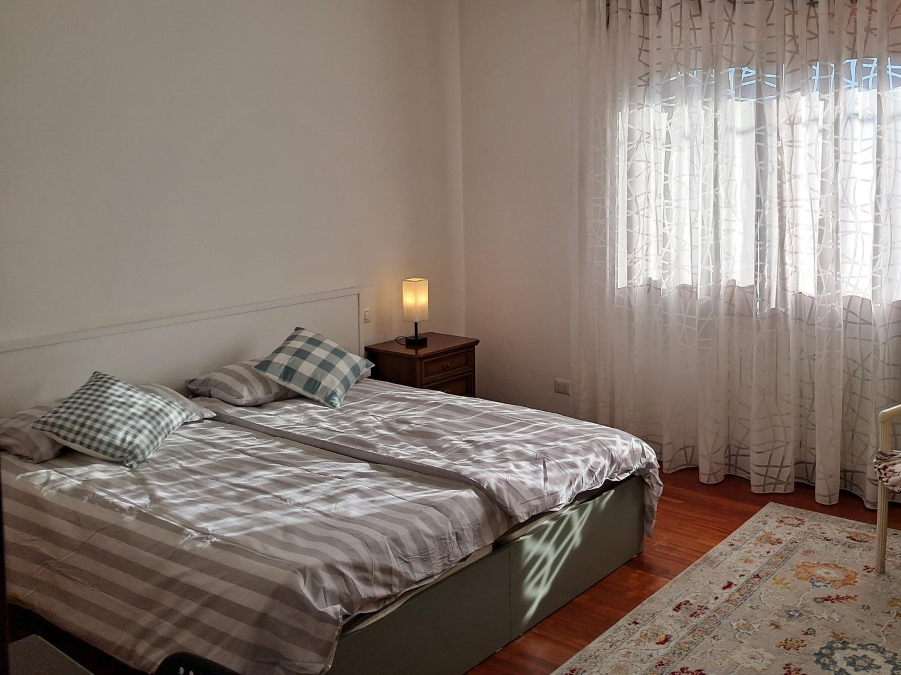 Economy Triple Room with Shared Bathroom