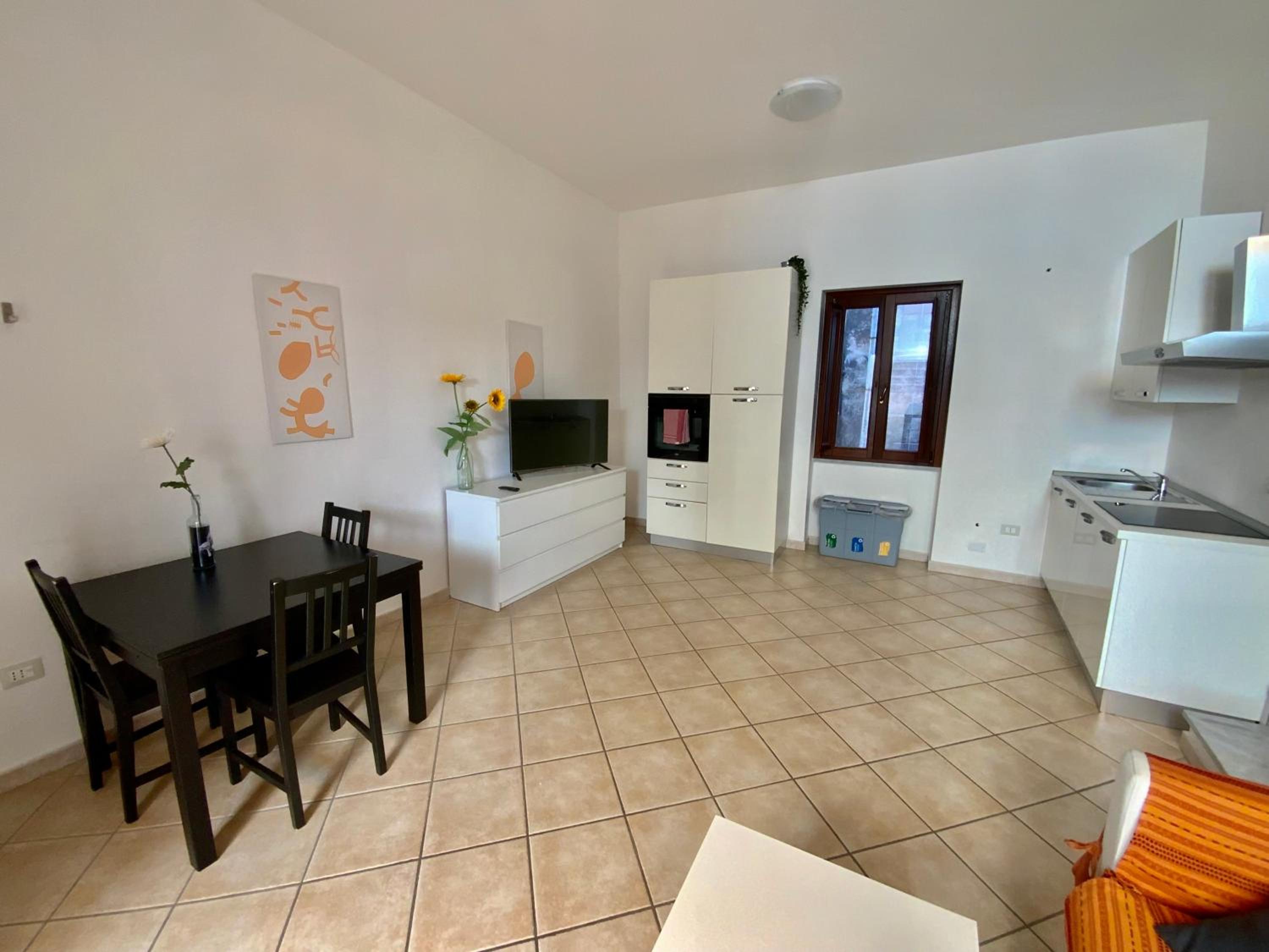 One-Bedroom Standard Apartment photo 1