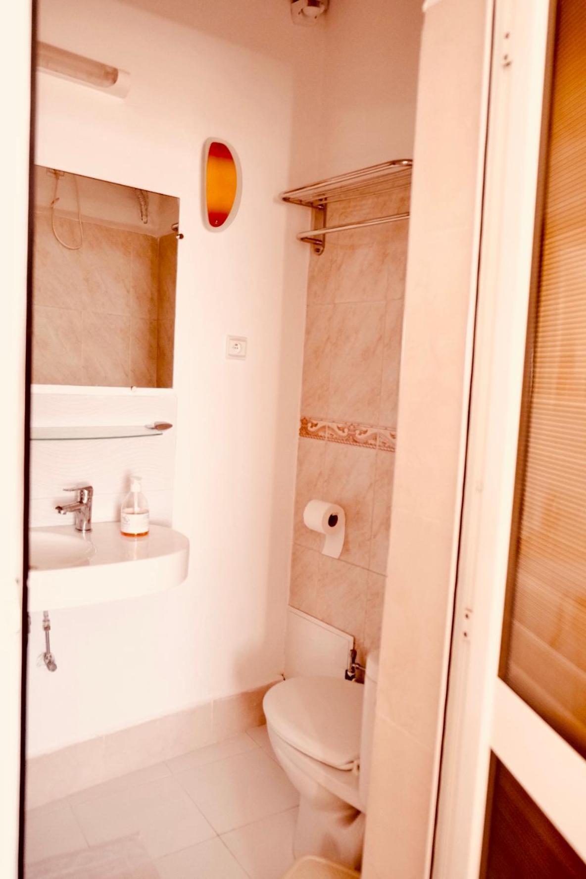Double or Twin Room with Private Bathroom