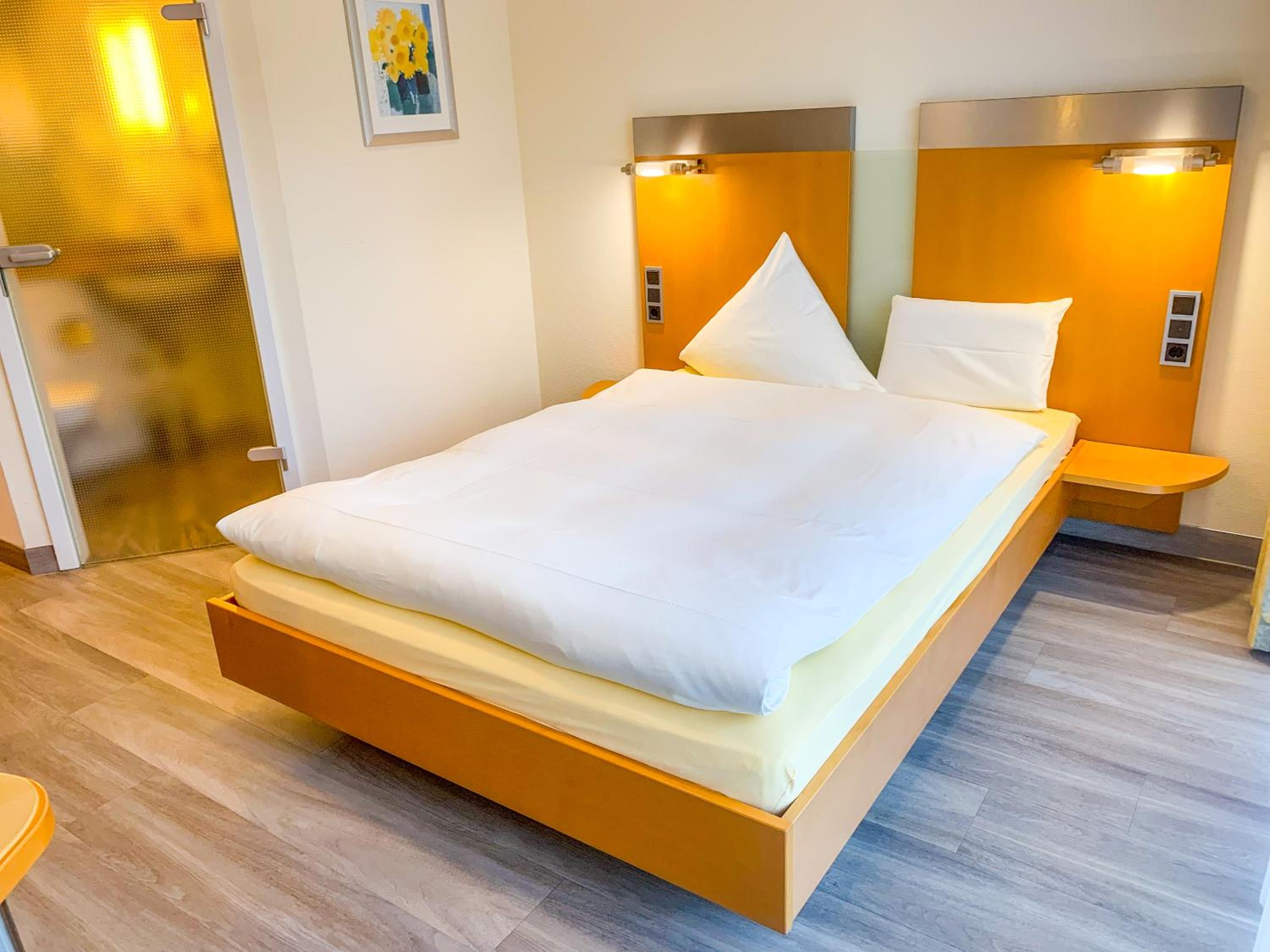 Deluxe Single Room