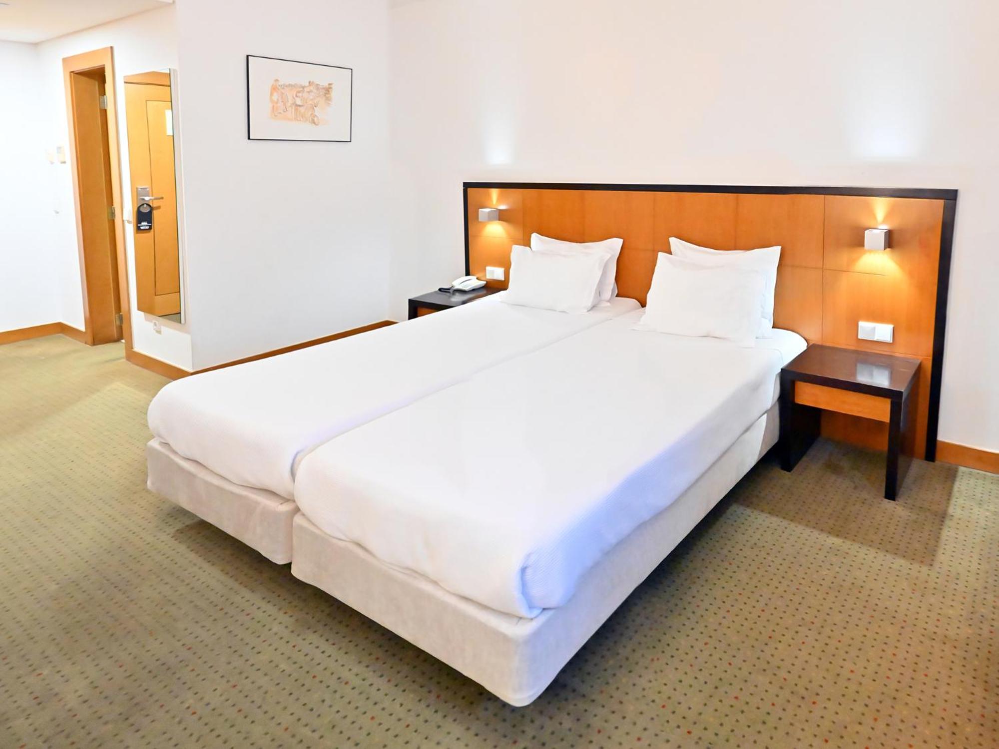 Superior Twin Room - Photo 3