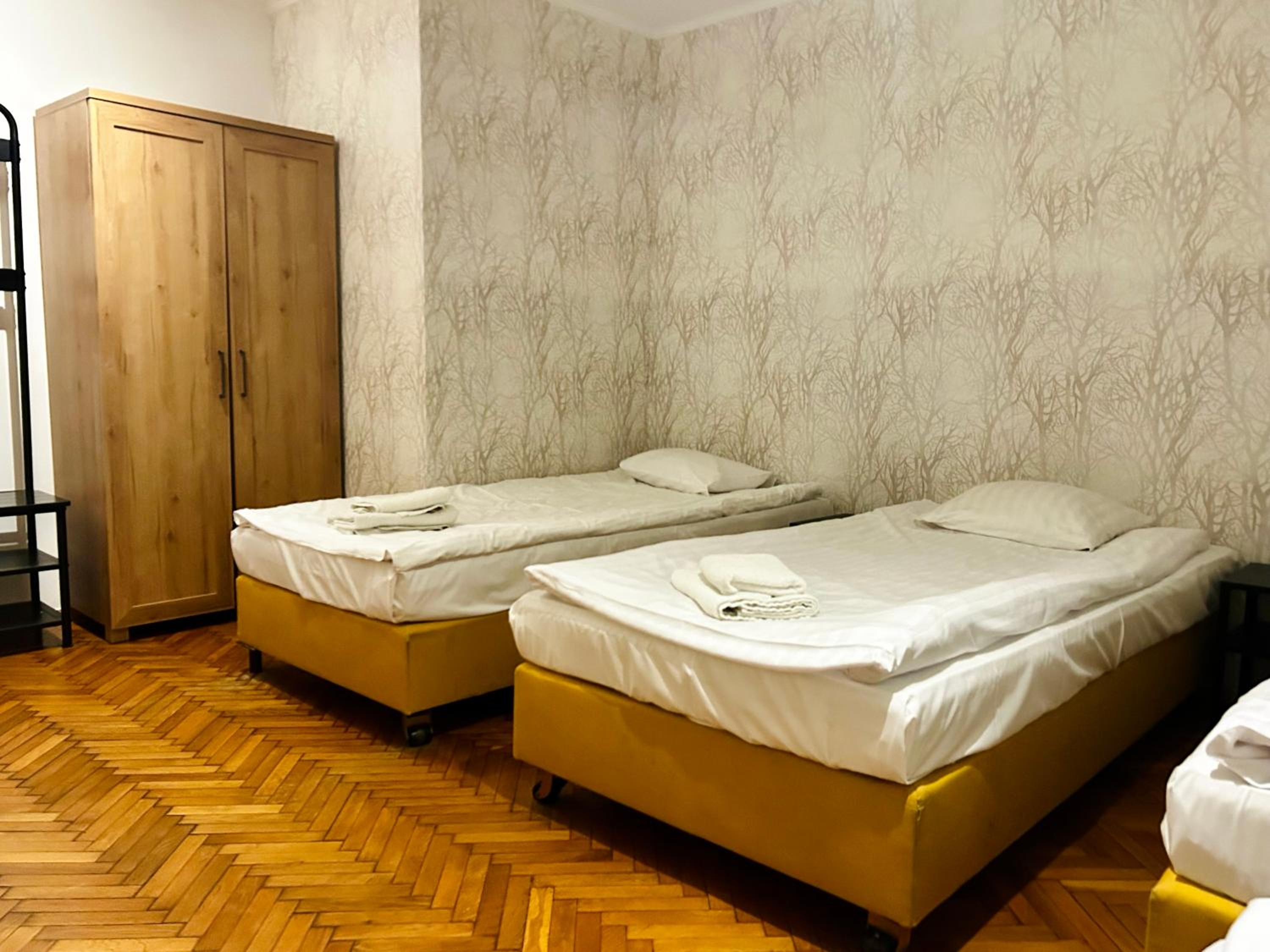 Standard Quadruple Room - Photo 2