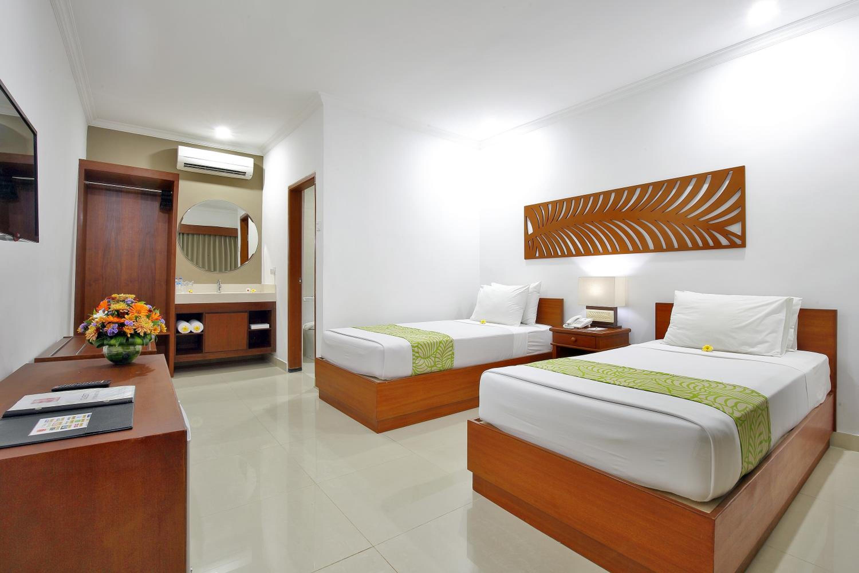 Standard Double or Twin Room photo 2