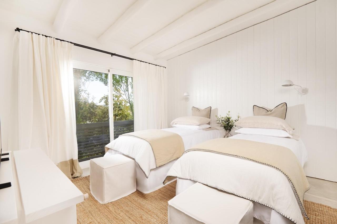 Deluxe Double or Twin Room photo 2