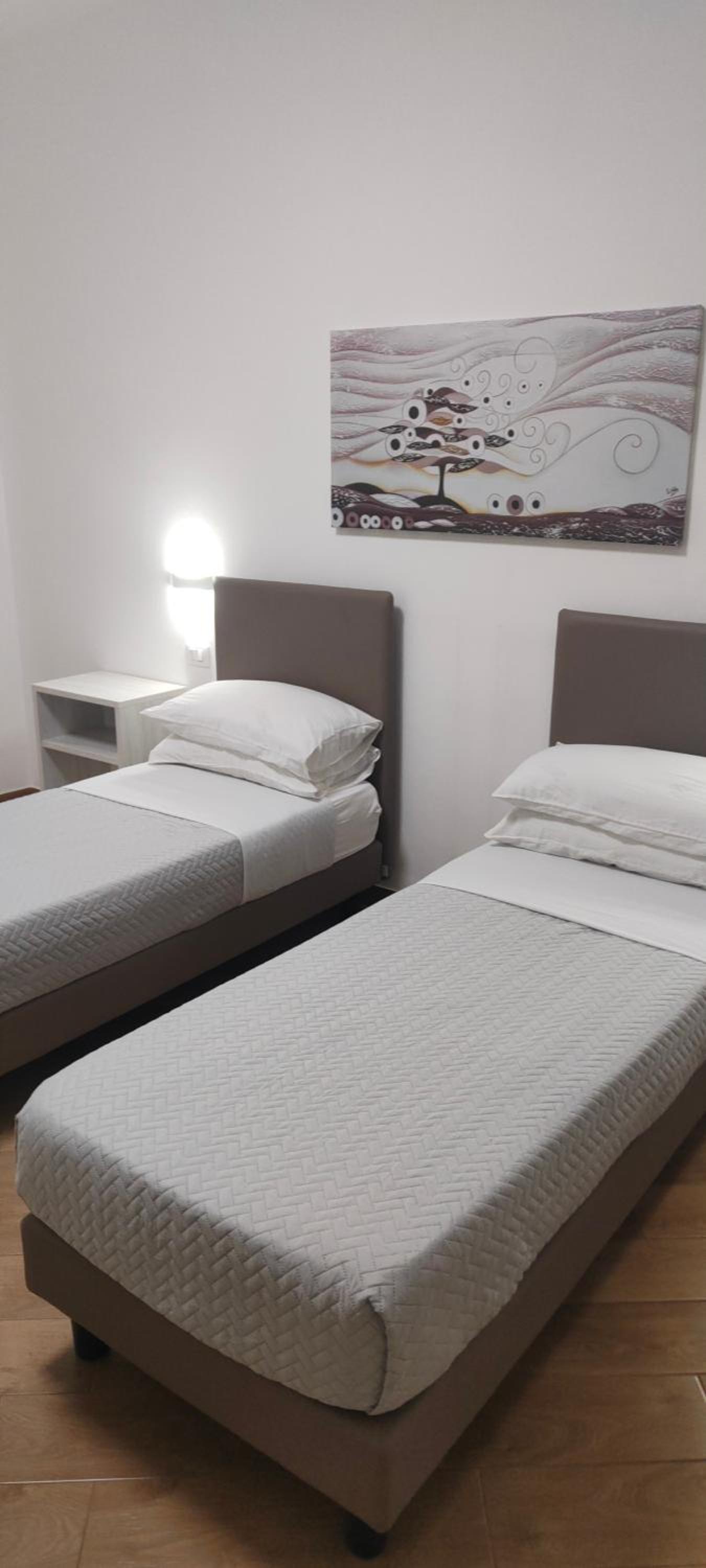 Large Double or Twin Room photo 2