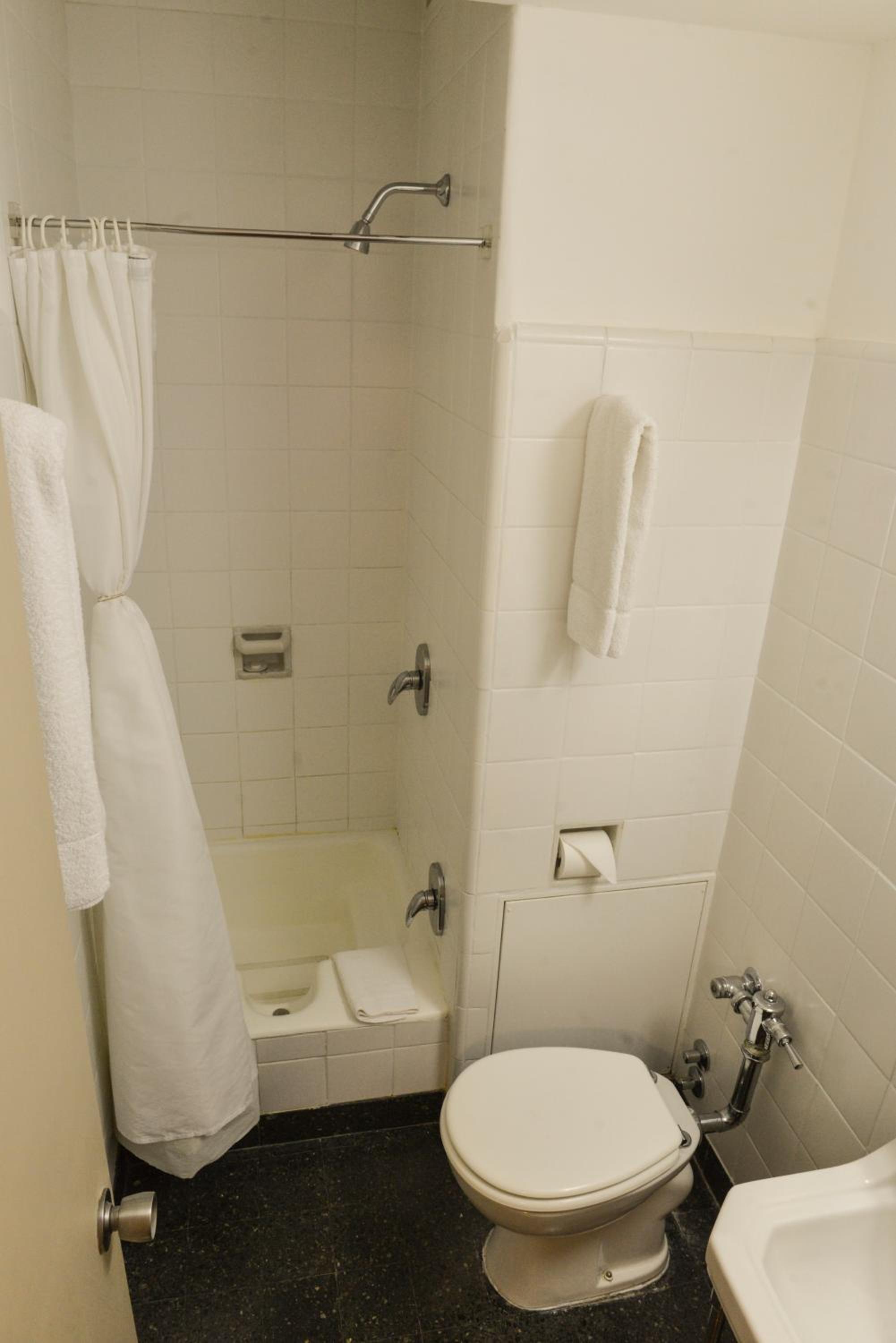 Budget Twin Room photo 1