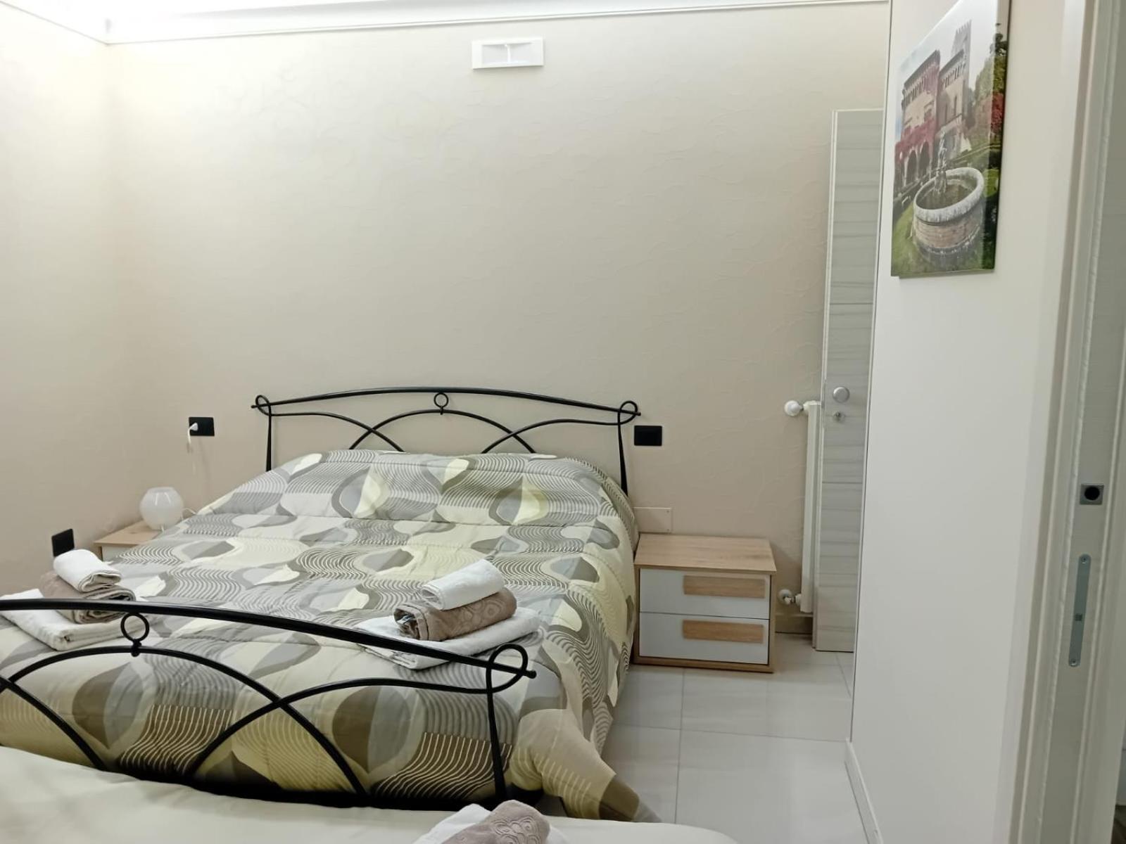 Apartment photo 2