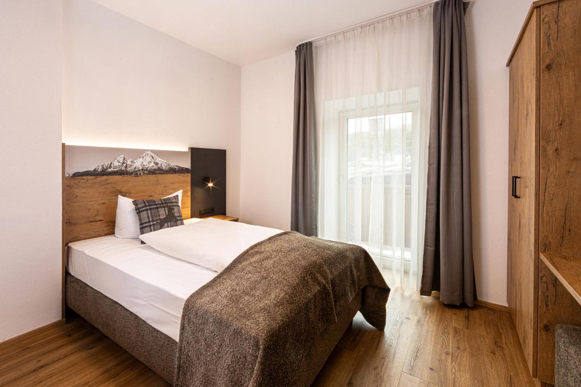Single Room with Terrace - Annex