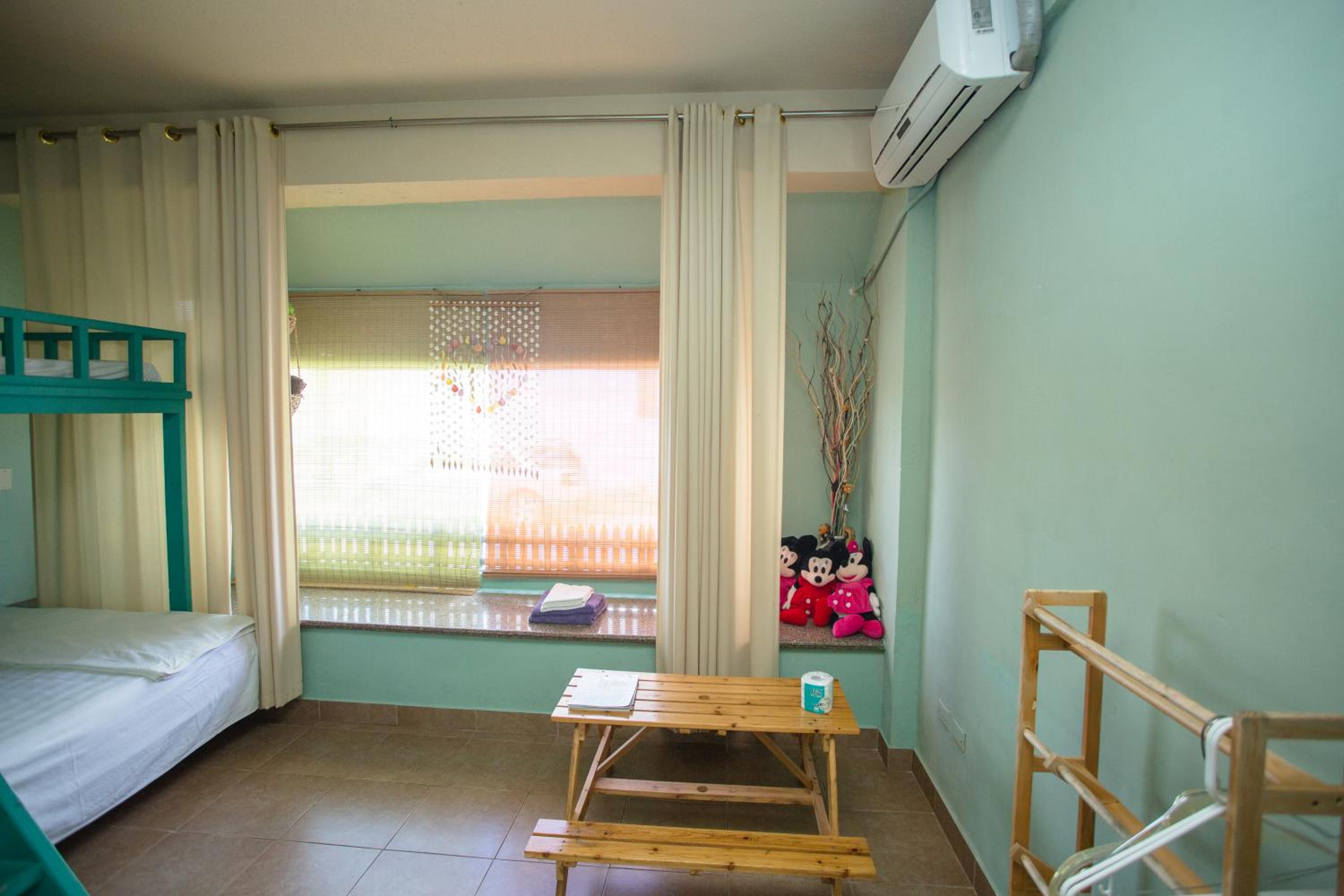 Triple Room with Private Bathroom photo 2