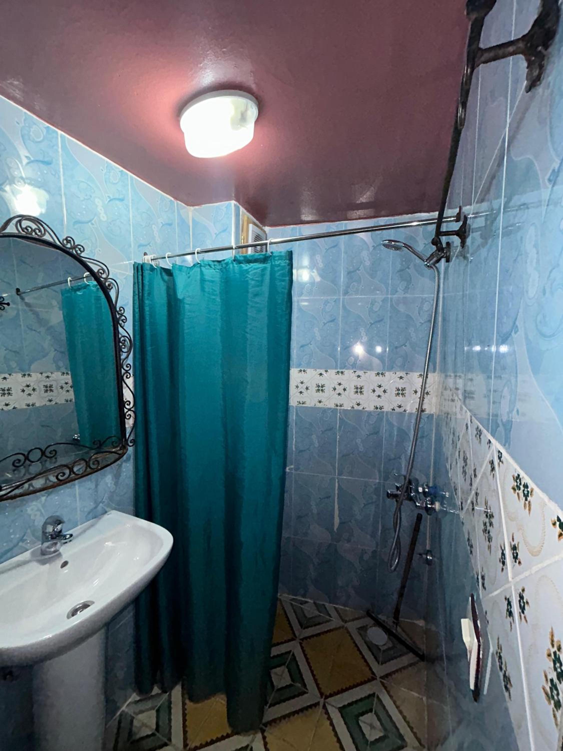 Twin Room with Private External Bathroom - Photo 7