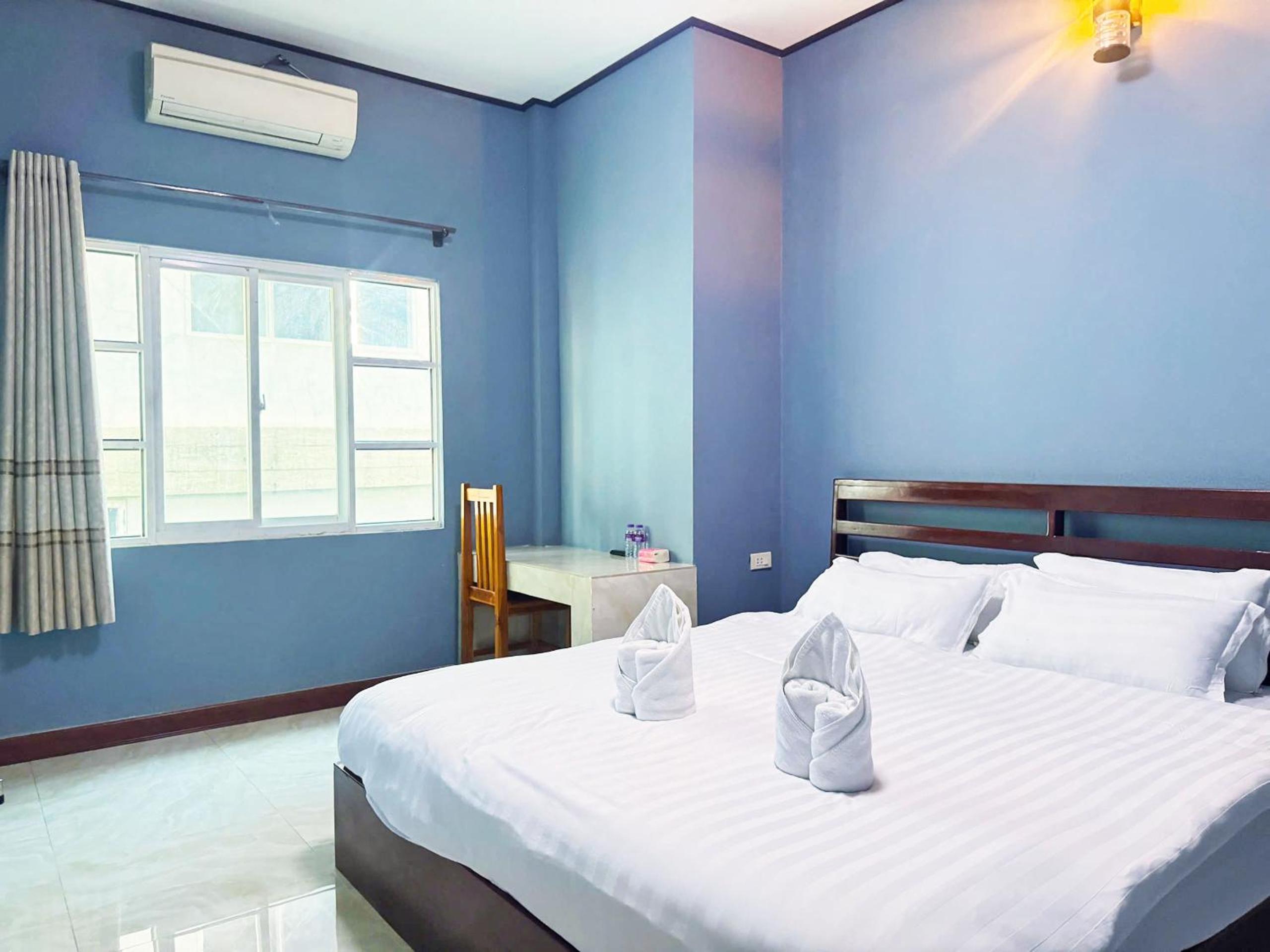Deluxe Double or Twin Room - Photo 4