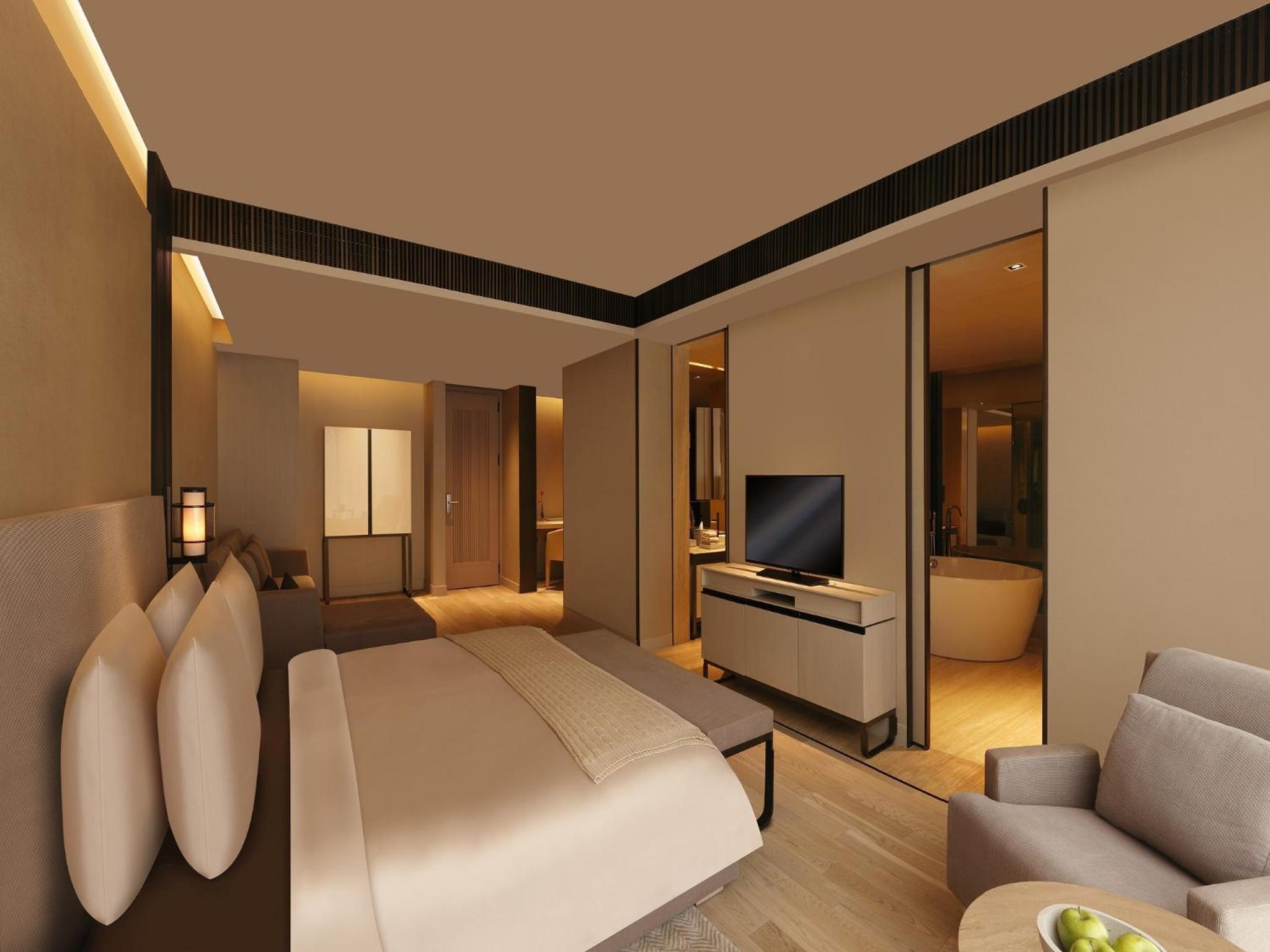 Corporate Suite with Hi-Tea & Club Lounge Access, 15% Dis on Laundry & 20% Dis on Spa, 2 way Airport Transfer, Floor Butler Service