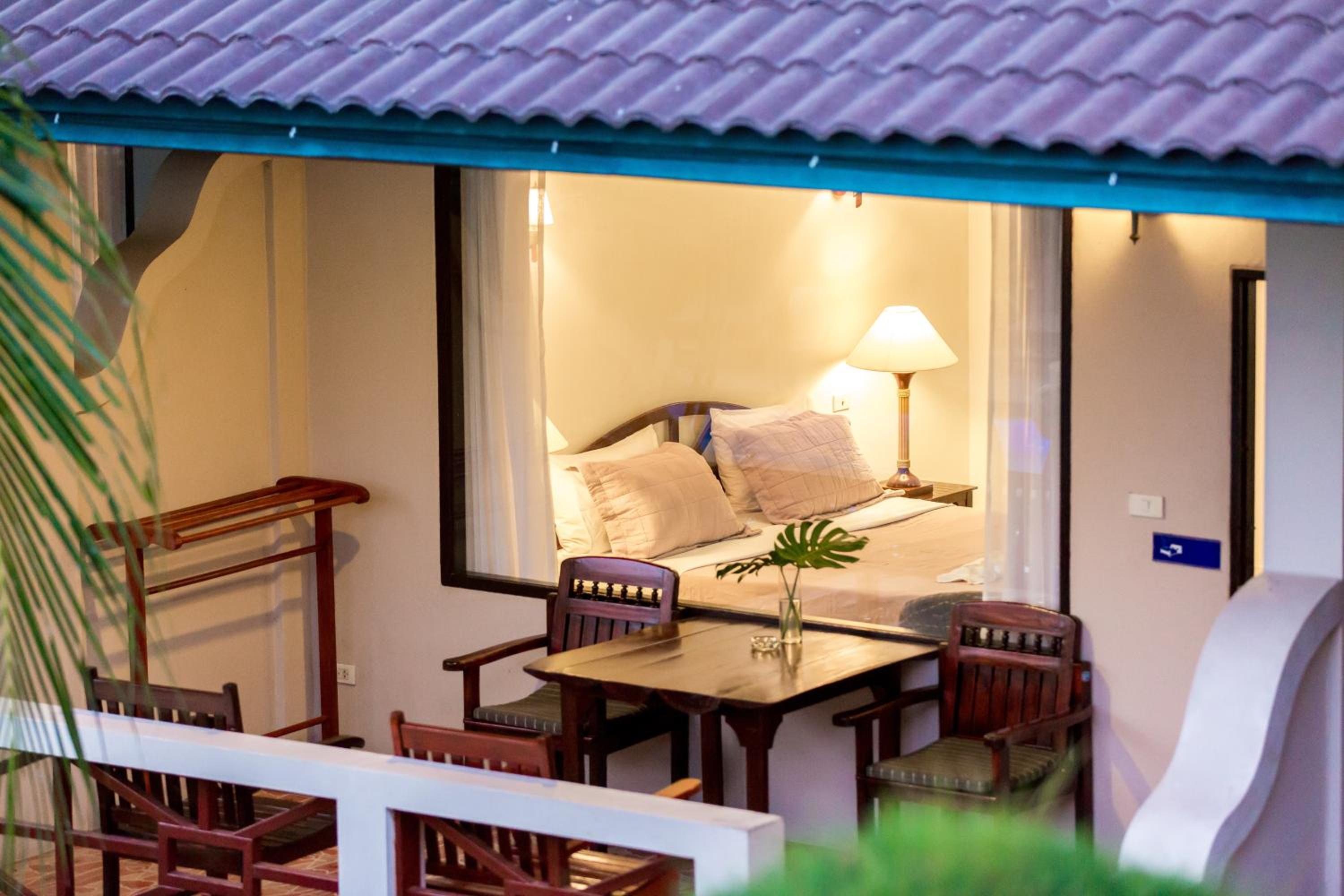 Double Room with Pool View photo 1