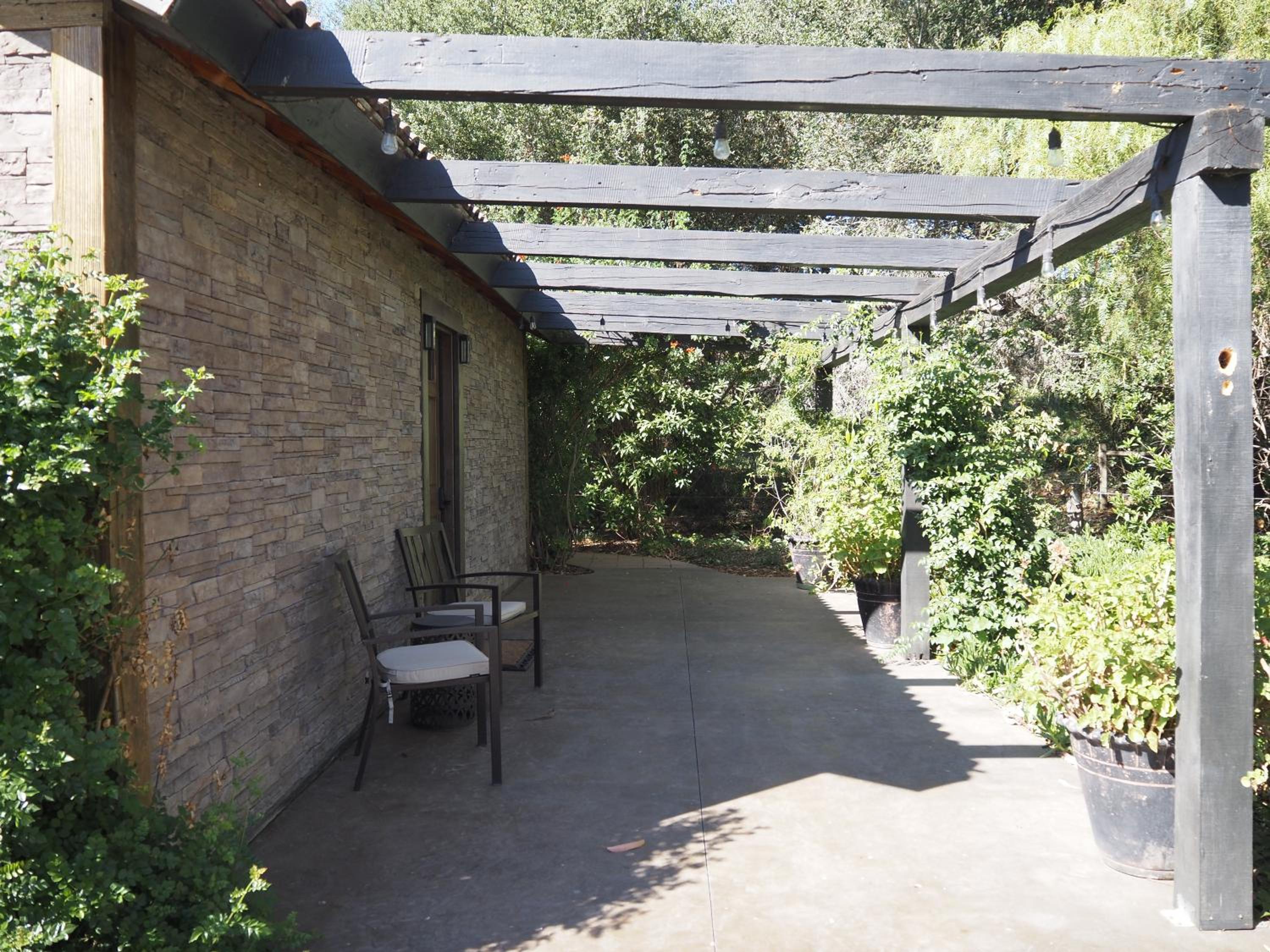 Cottage with Garden View photo 2