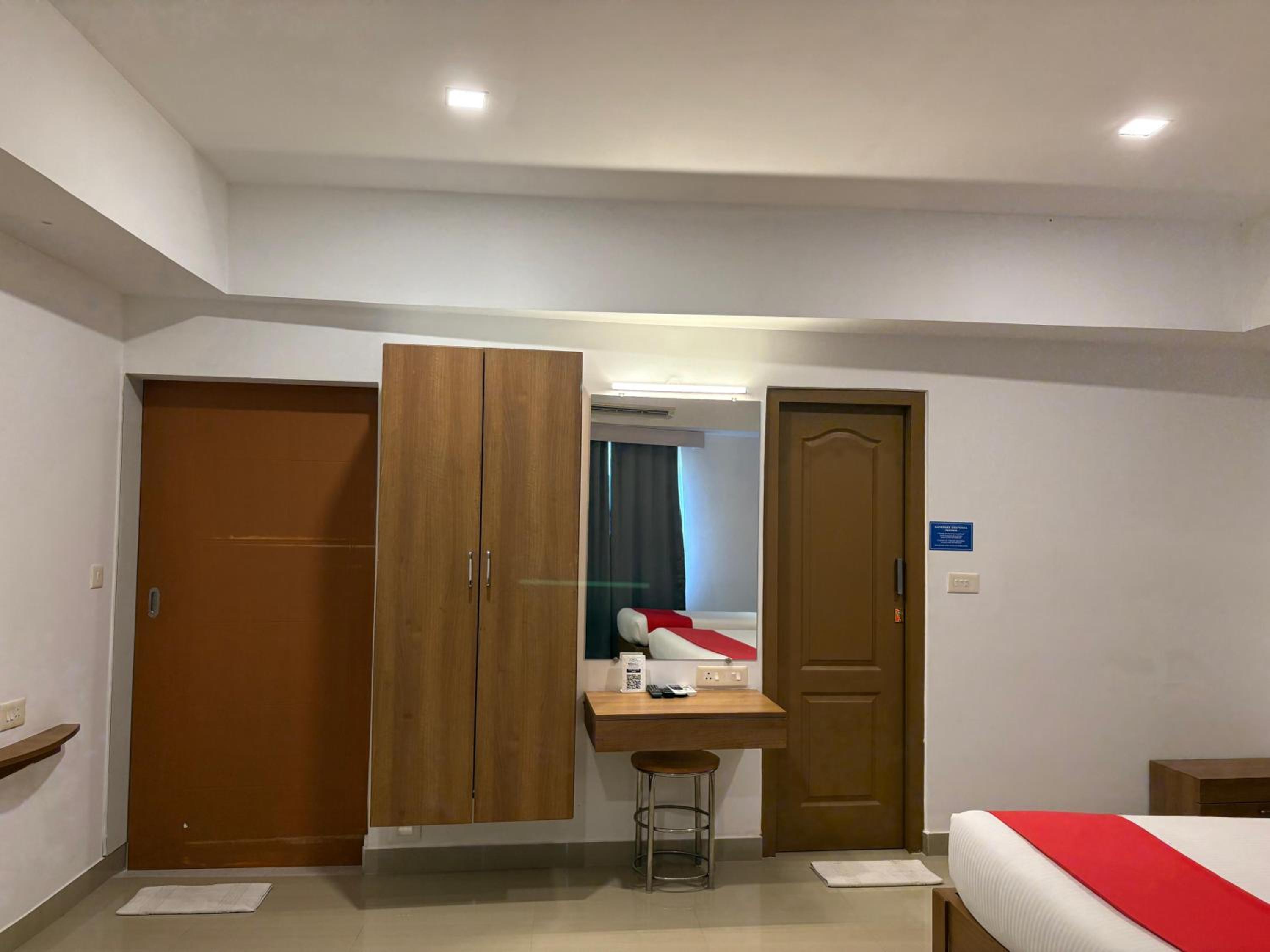 Deluxe Family Room - Photo 3