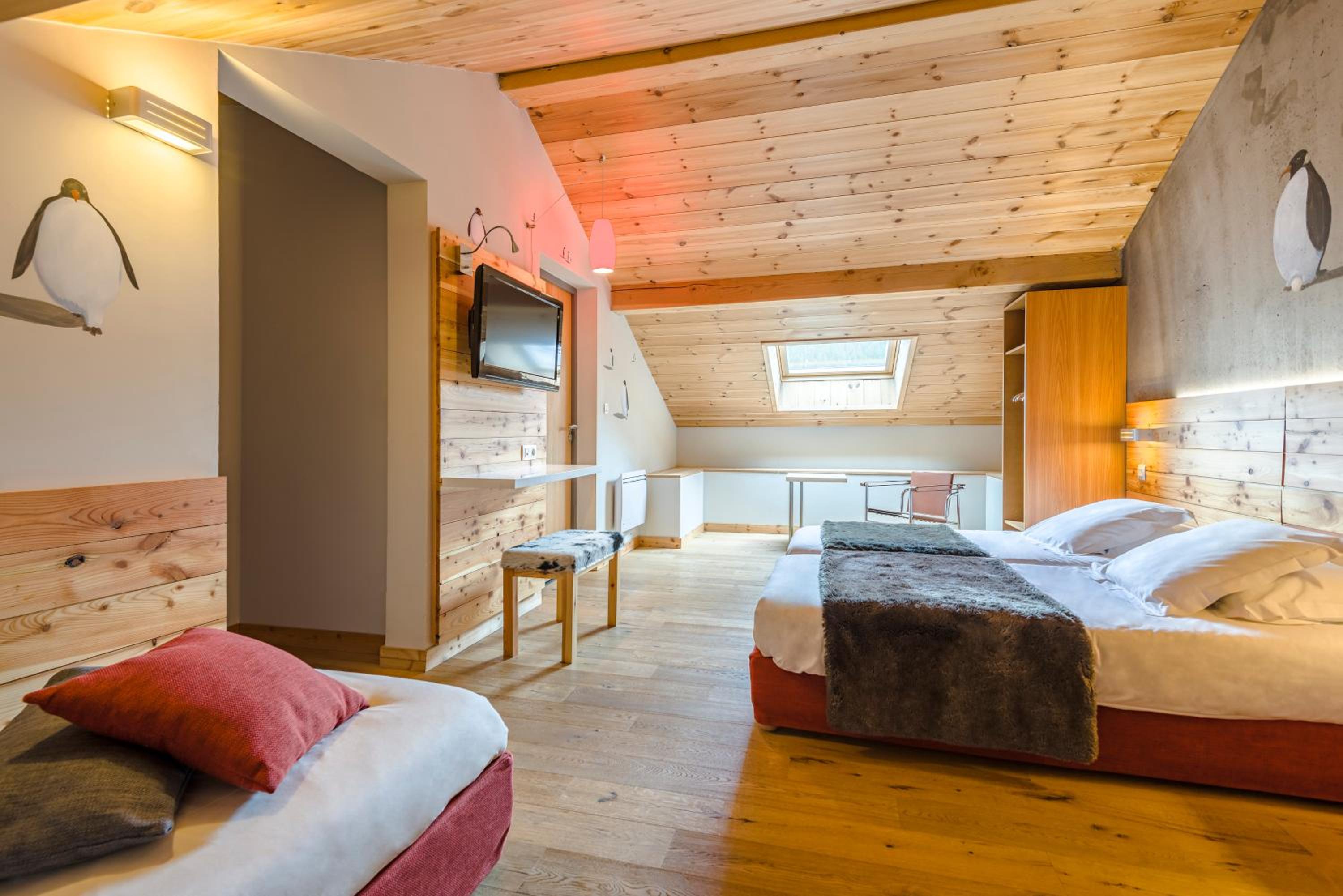 Suite - Photo 2