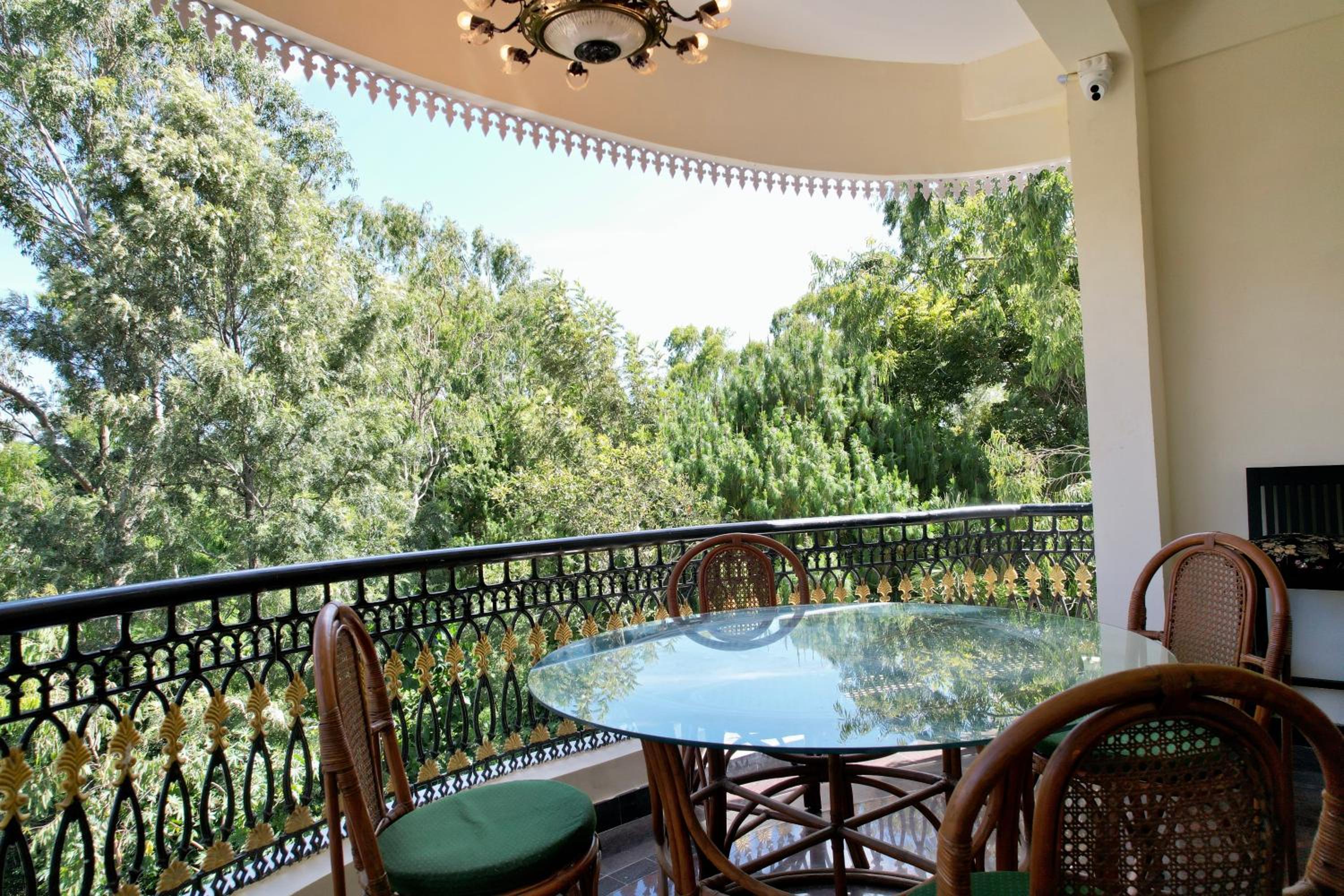 Deluxe Villa