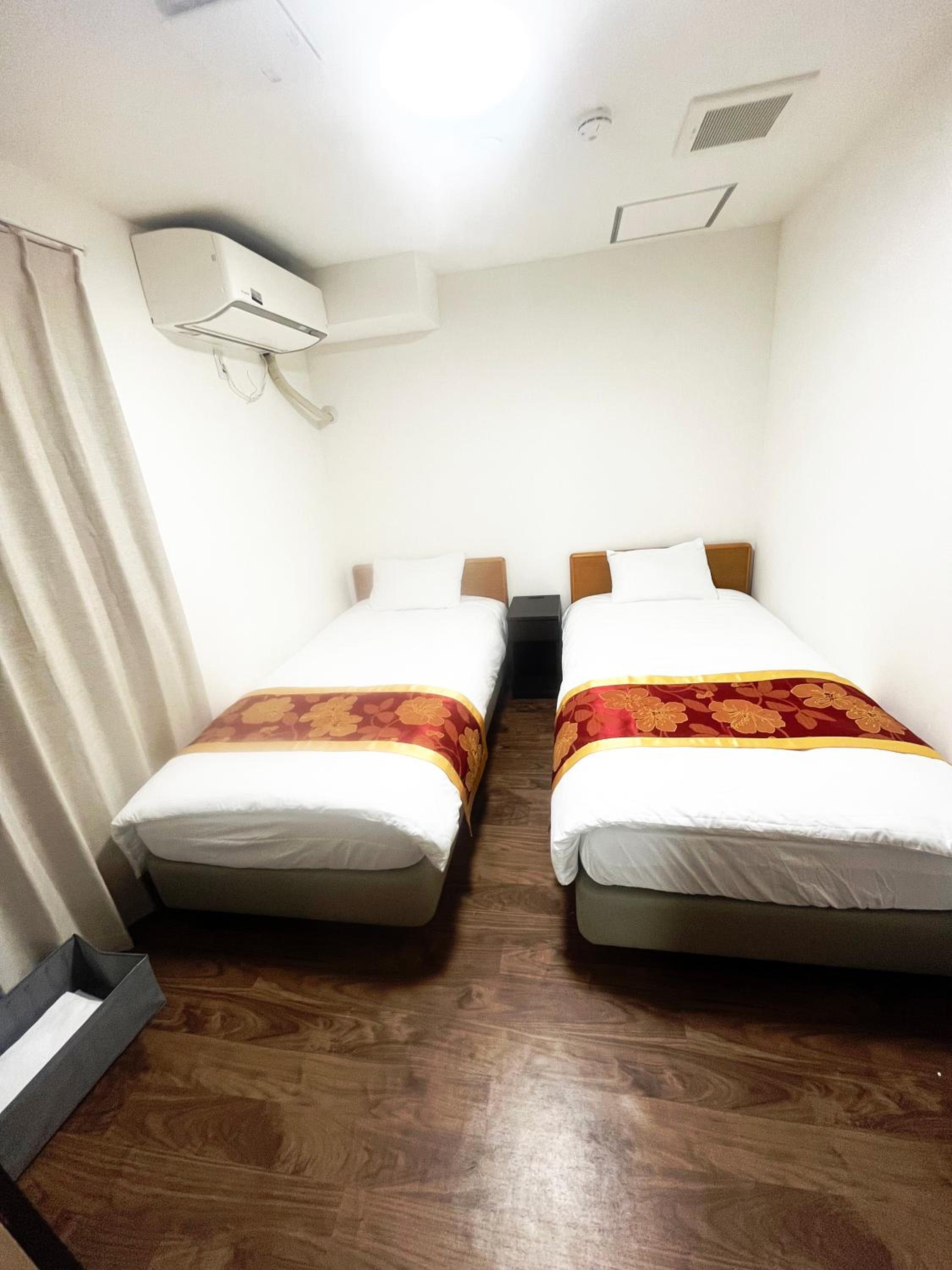 Double Room with Shared Toilet photo 2