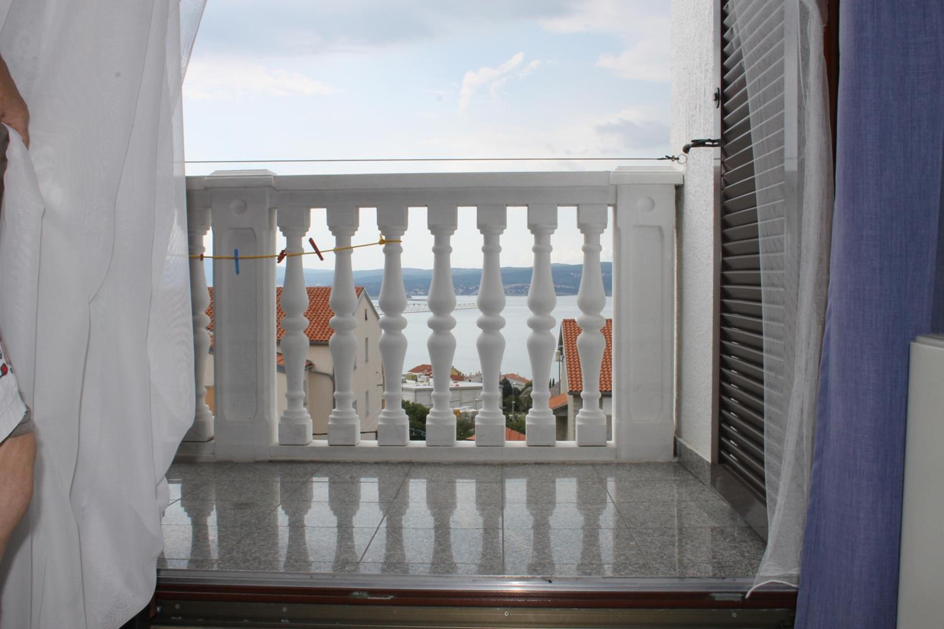 Double Room with Balcony and Sea View - Photo 5
