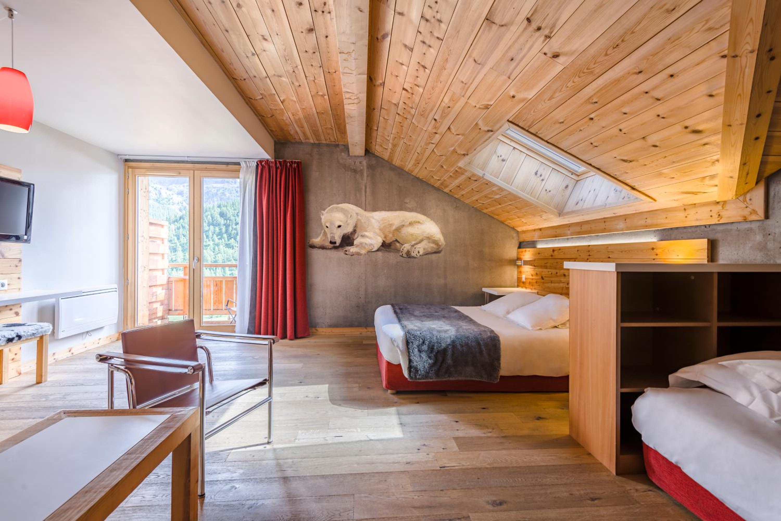 Triple Room with Balcony - Photo 3