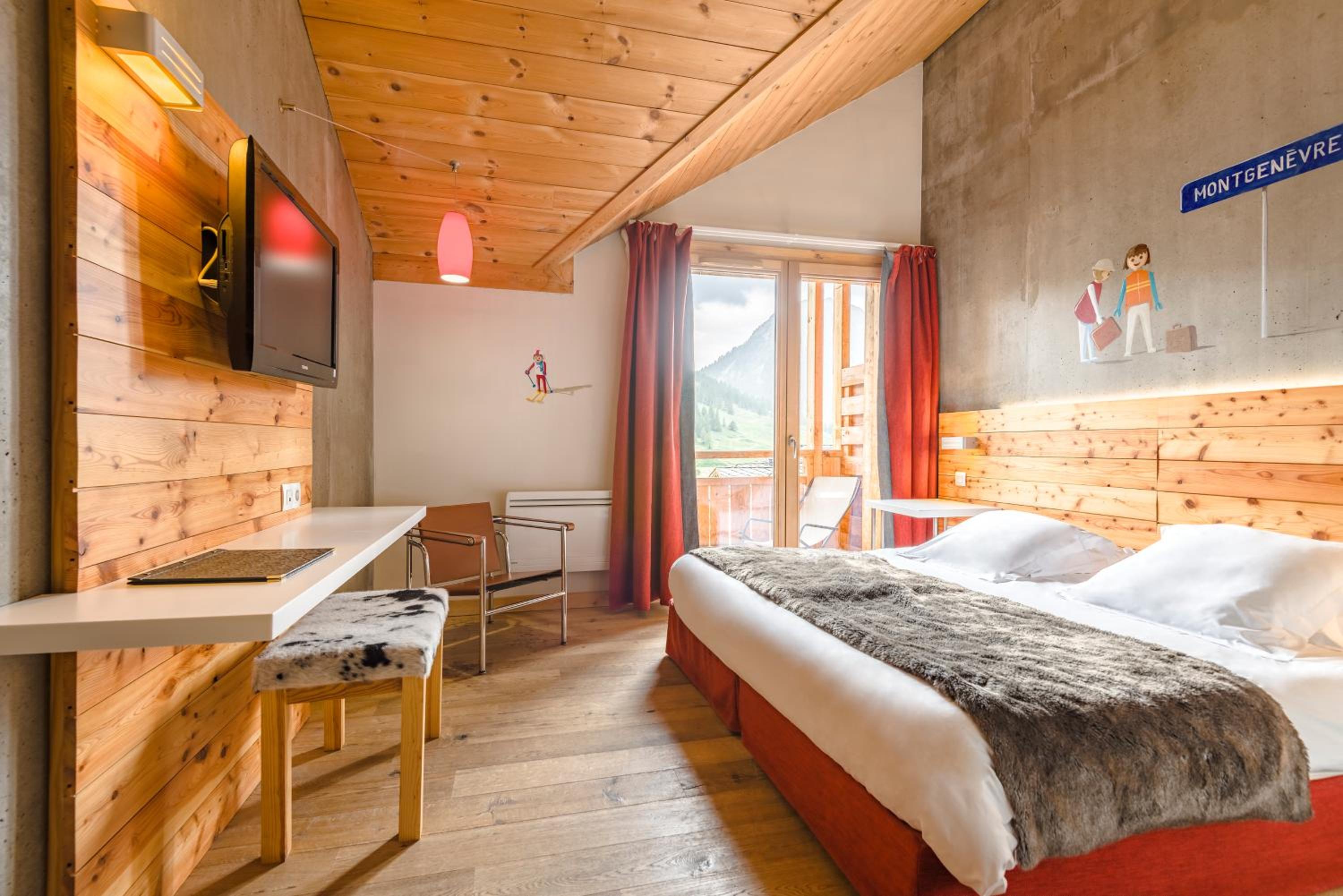 Double Room with Balcony - Photo 4