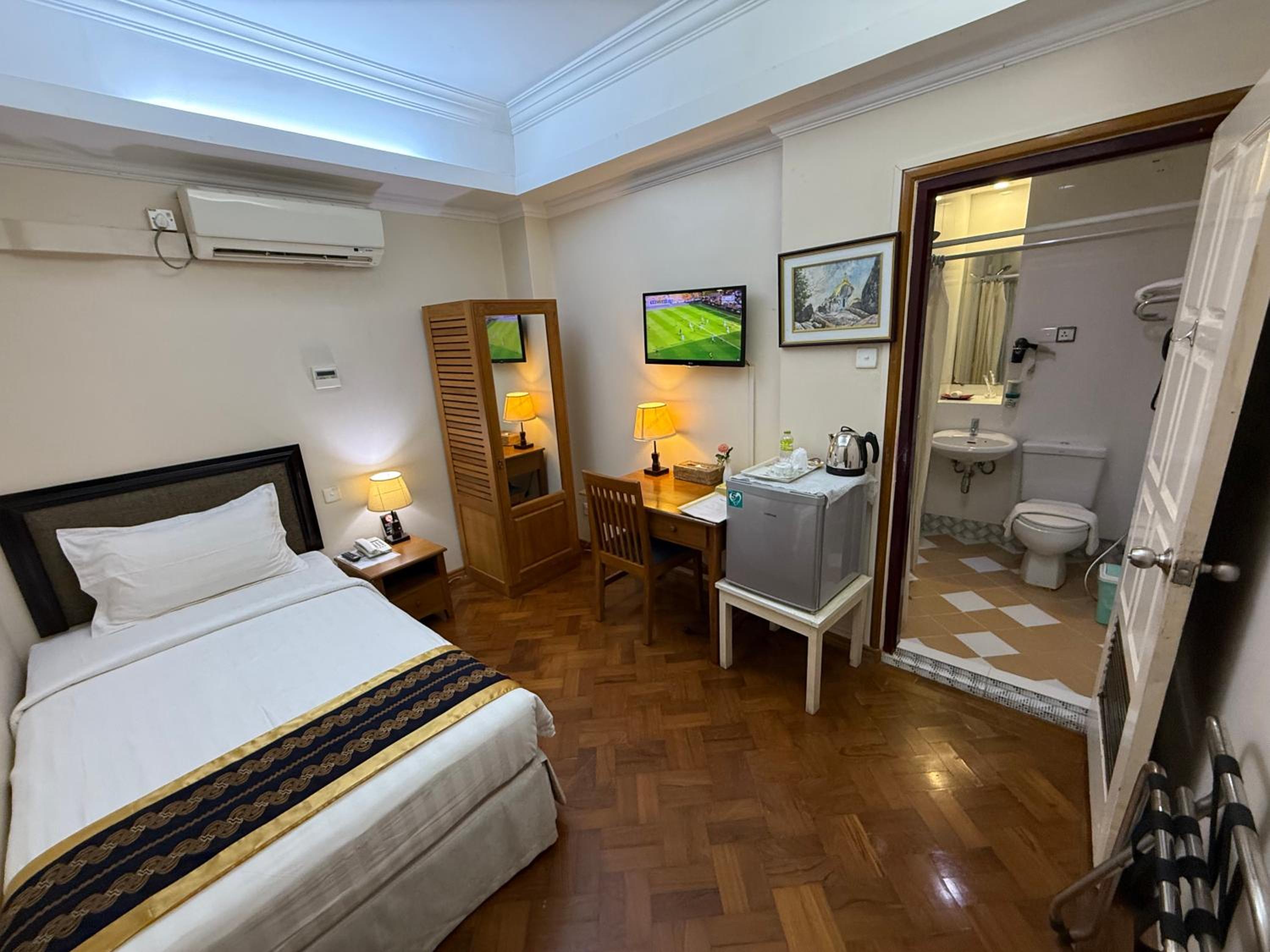 Standard Single Room photo 2