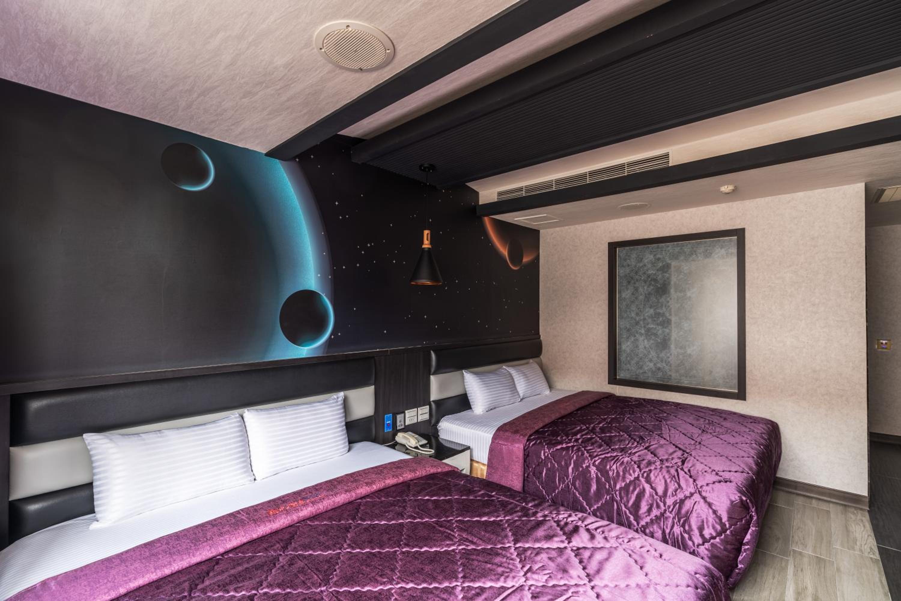 Standard Quadruple Room - Photo 1