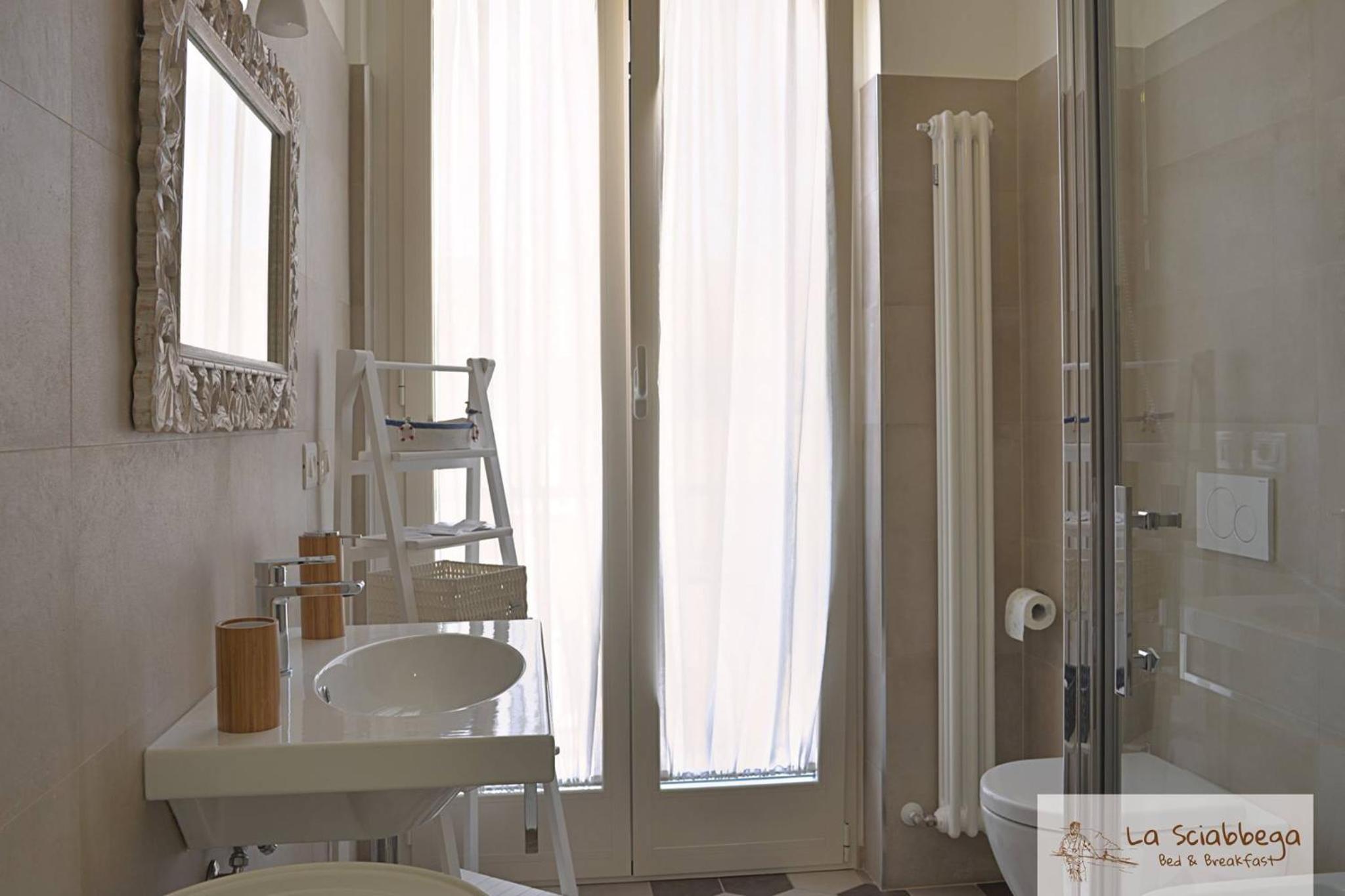 Triple Room with Private Bathroom photo 3