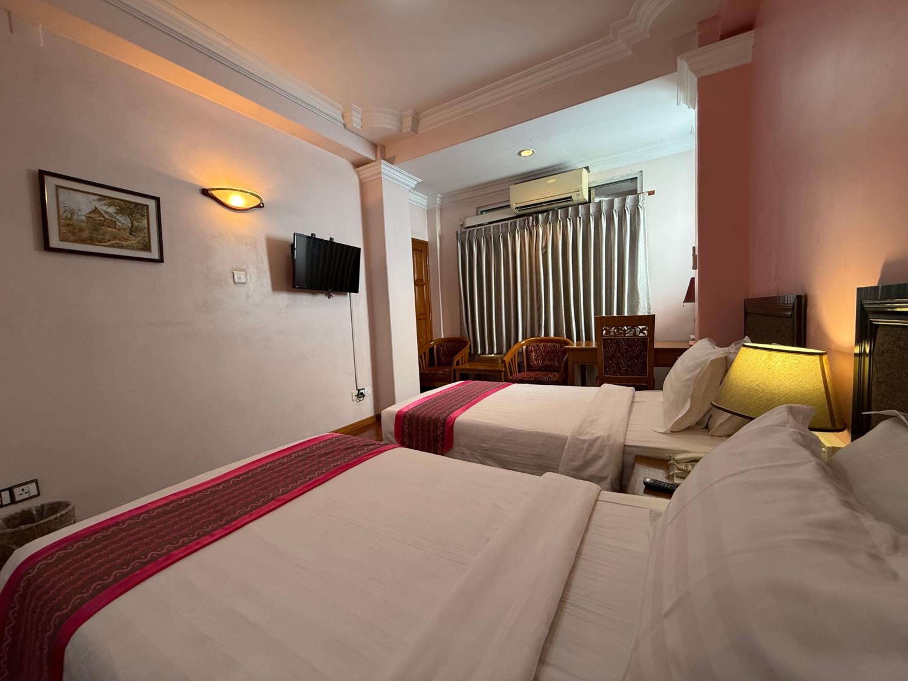 Superior Twin Room photo 1