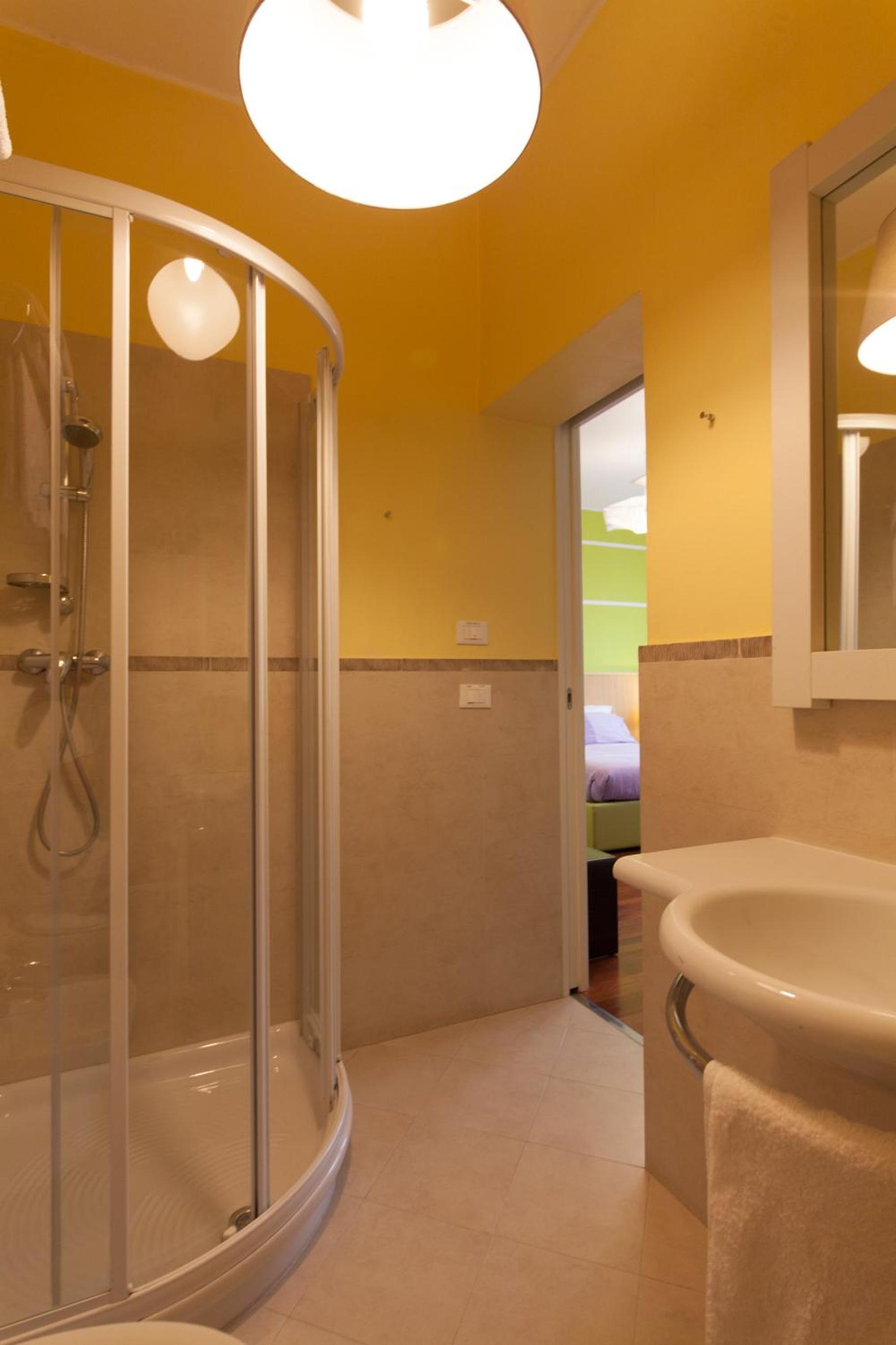 Double or Twin Room with Extra Bed photo 2
