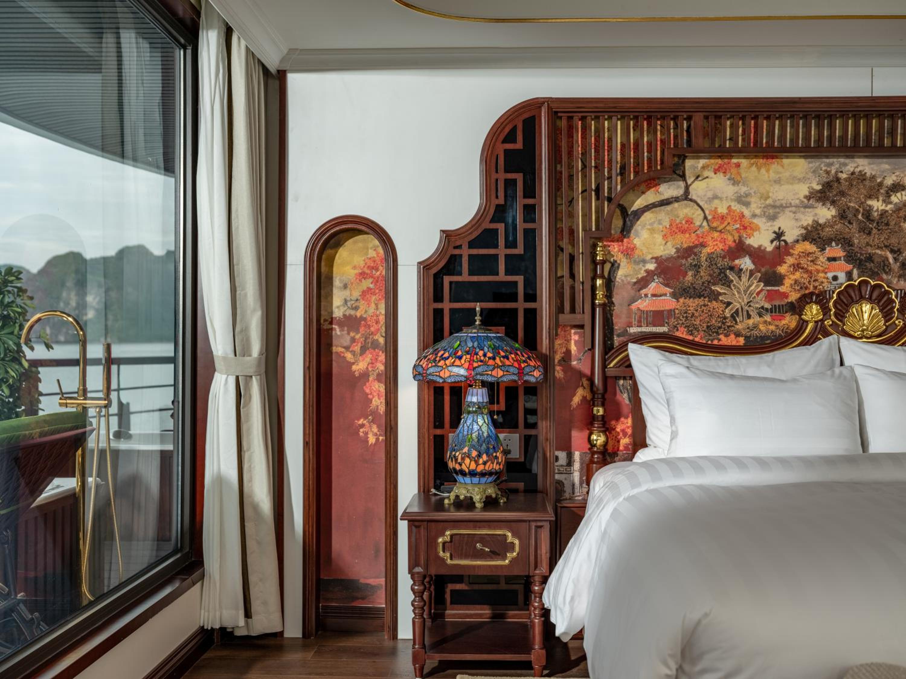 Honeymoon Suite with Terrace and outdoor Jacuzzi photo 1